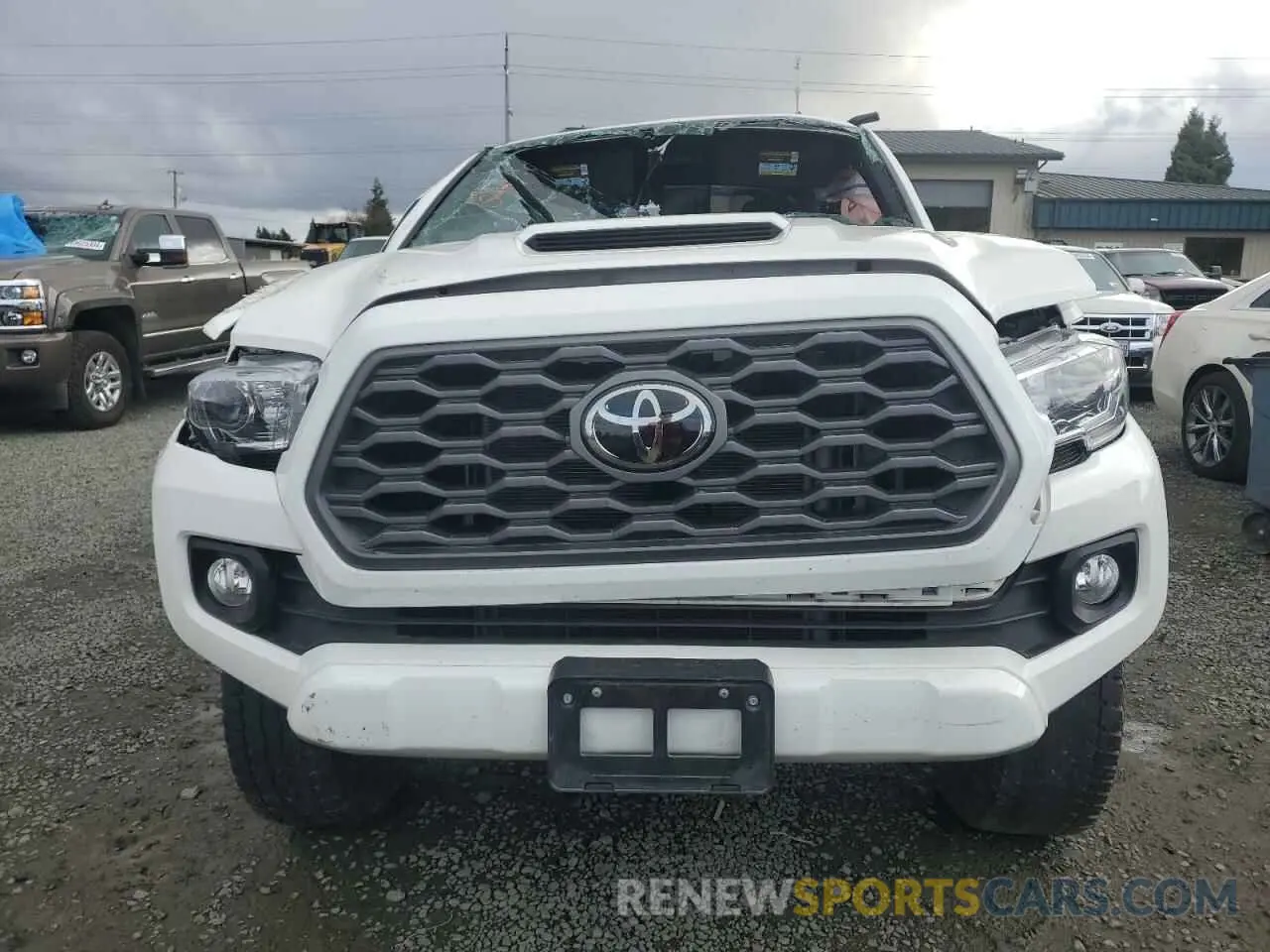 5 Photograph of a damaged car 3TYSZ5AN7NT059464 TOYOTA TACOMA 2022
