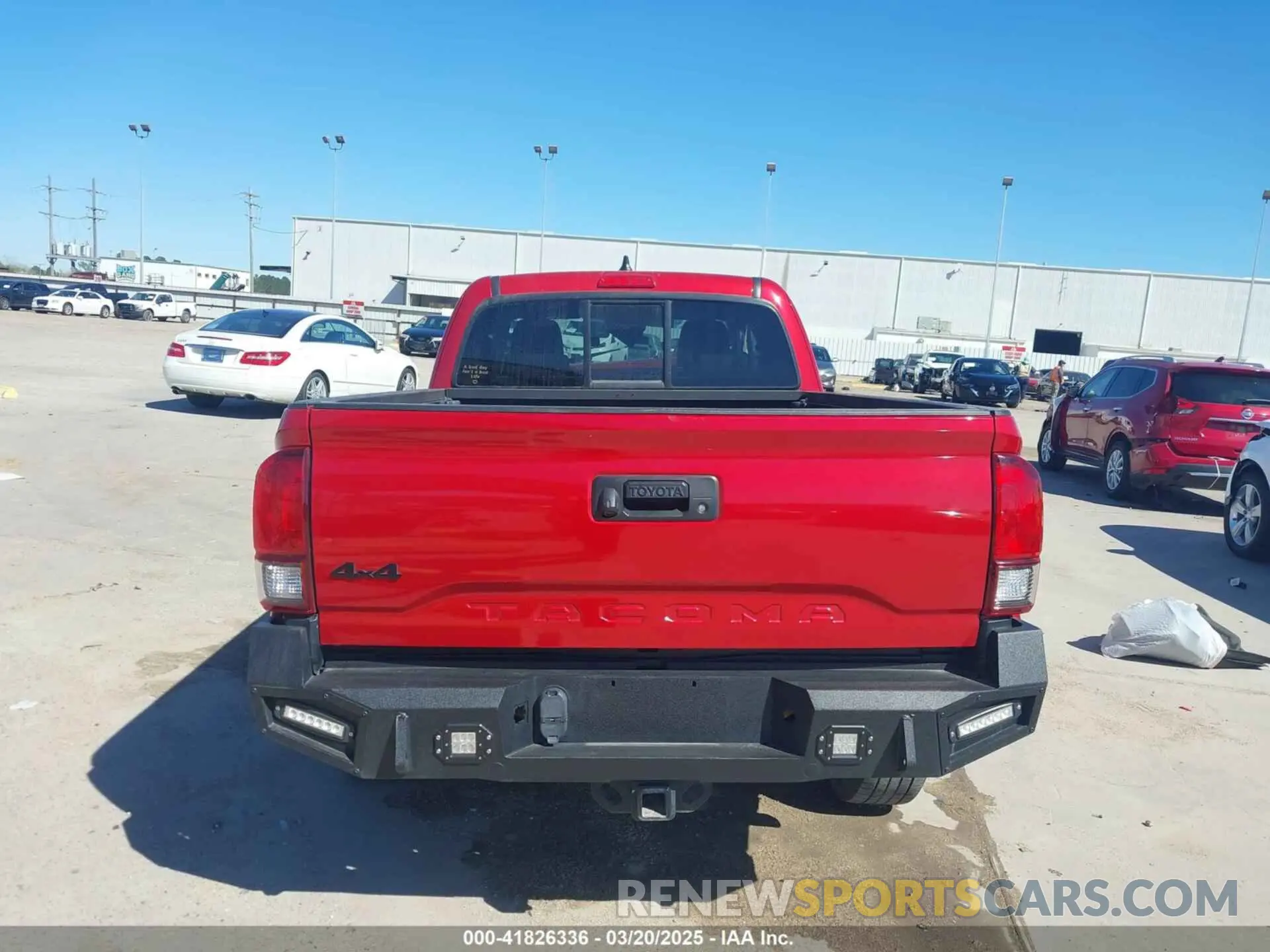 17 Photograph of a damaged car 3TYSZ5AN7NT092318 TOYOTA TACOMA 2022