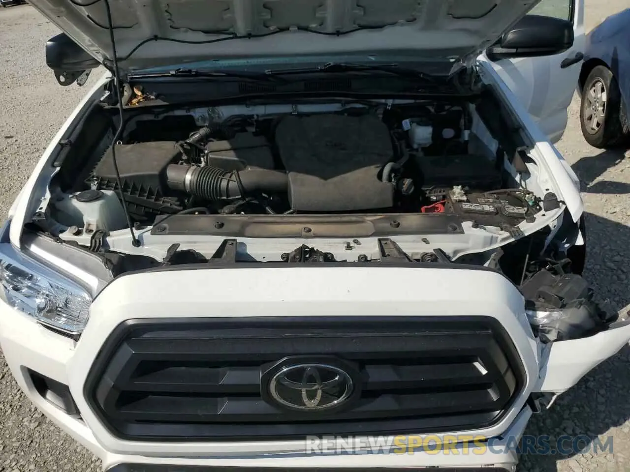 11 Photograph of a damaged car 3TYSZ5ANXNT074928 TOYOTA TACOMA 2022