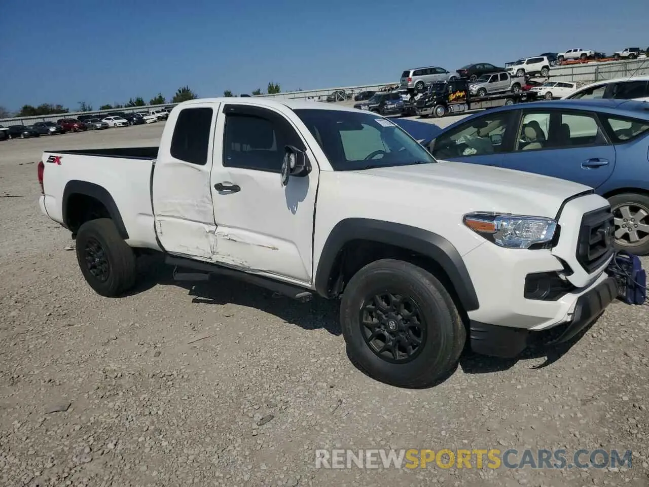 4 Photograph of a damaged car 3TYSZ5ANXNT074928 TOYOTA TACOMA 2022