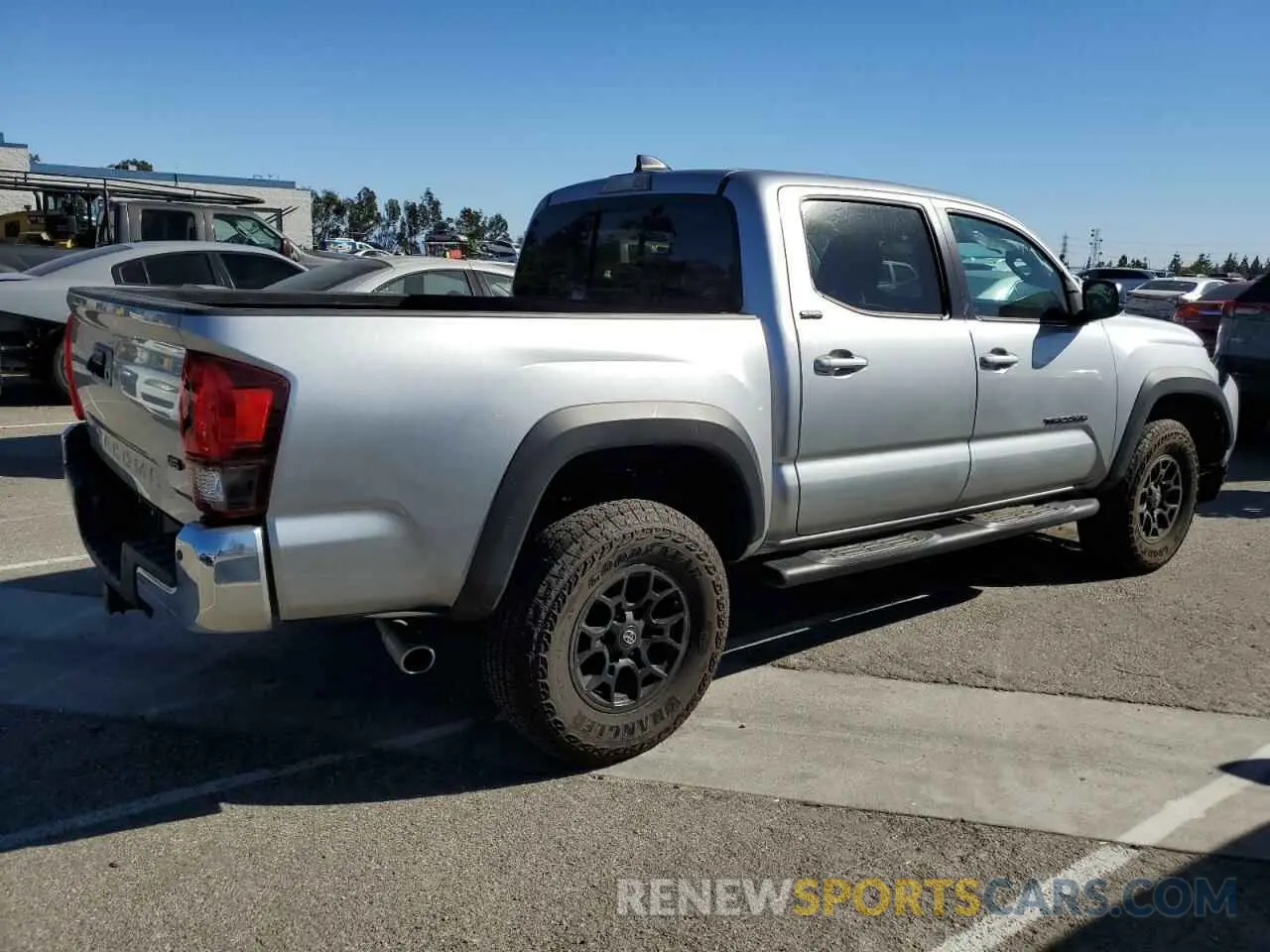 3 Photograph of a damaged car 3TMAZ5CN0PM216968 TOYOTA TACOMA 2023