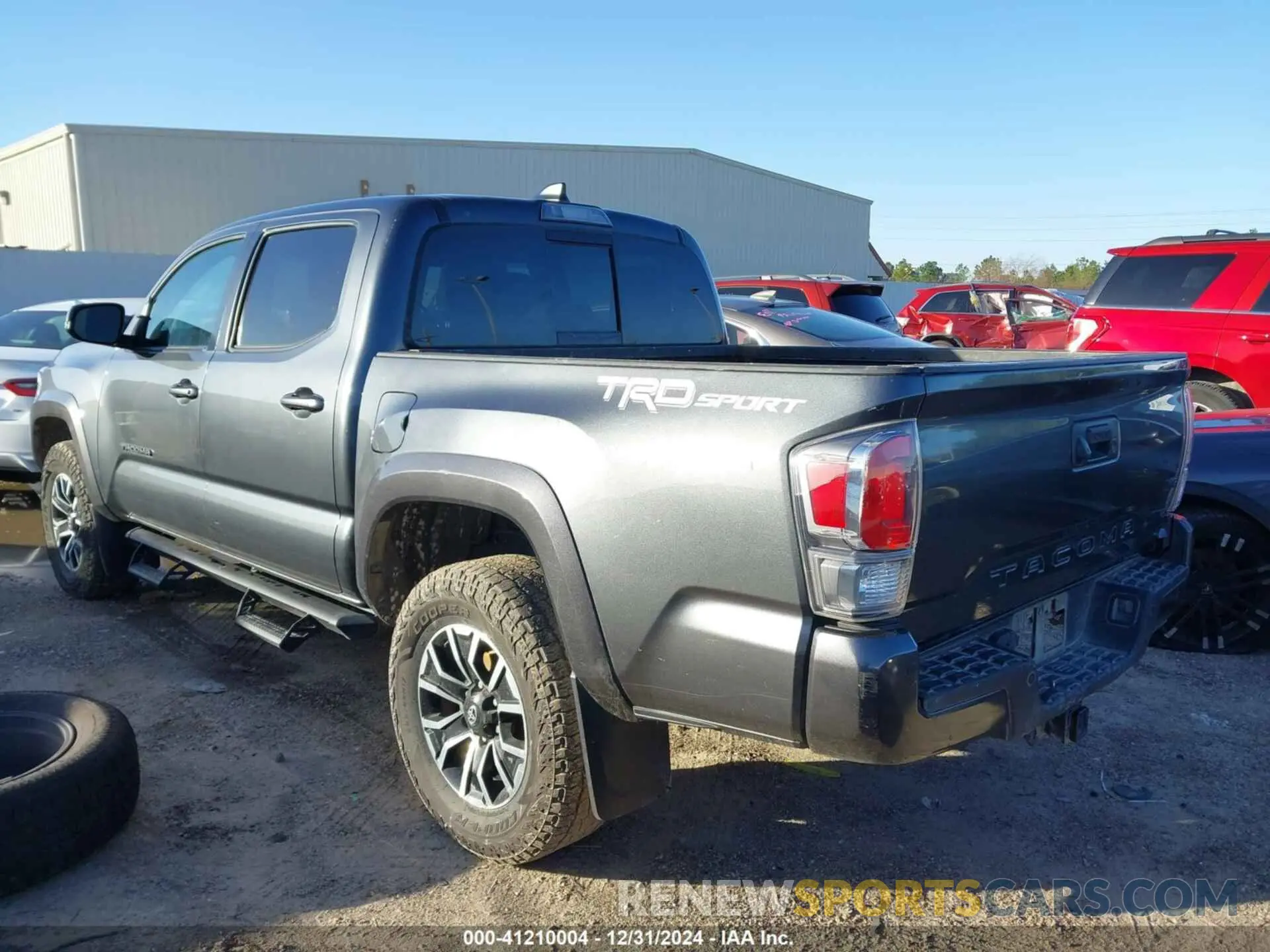 3 Фотография поврежденного автомобиля 3TMAZ5CN1PM204201 TOYOTA TACOMA 2023