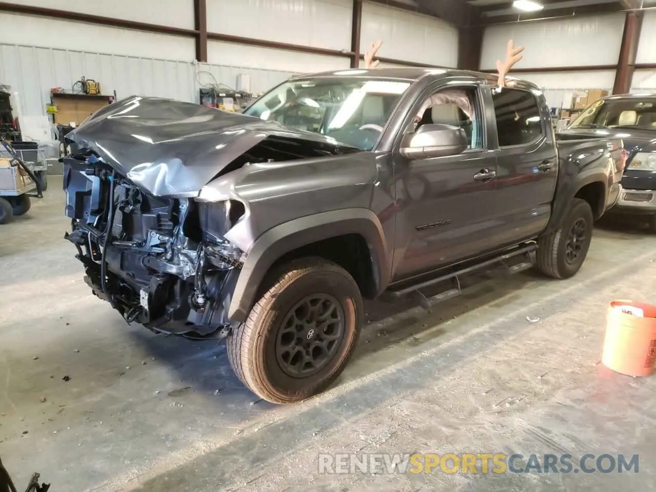 1 Фотография поврежденного автомобиля 3TMAZ5CN1PM210743 TOYOTA TACOMA 2023
