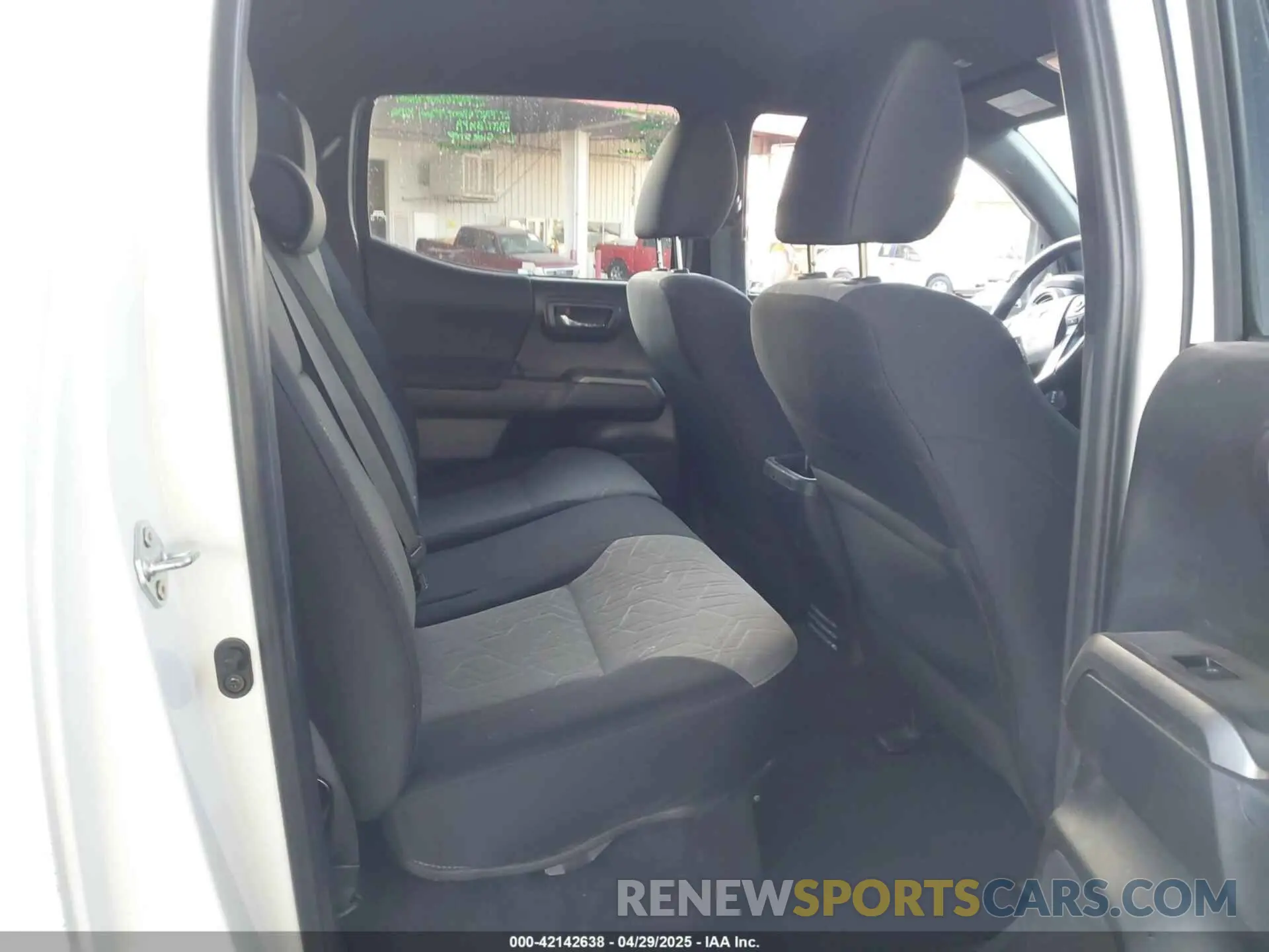 8 Photograph of a damaged car 3TMAZ5CN2PM201937 TOYOTA TACOMA 2023