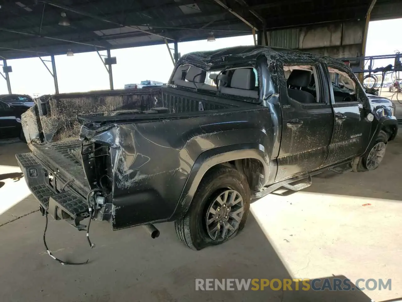 3 Фотография поврежденного автомобиля 3TMAZ5CN2PM202845 TOYOTA TACOMA 2023