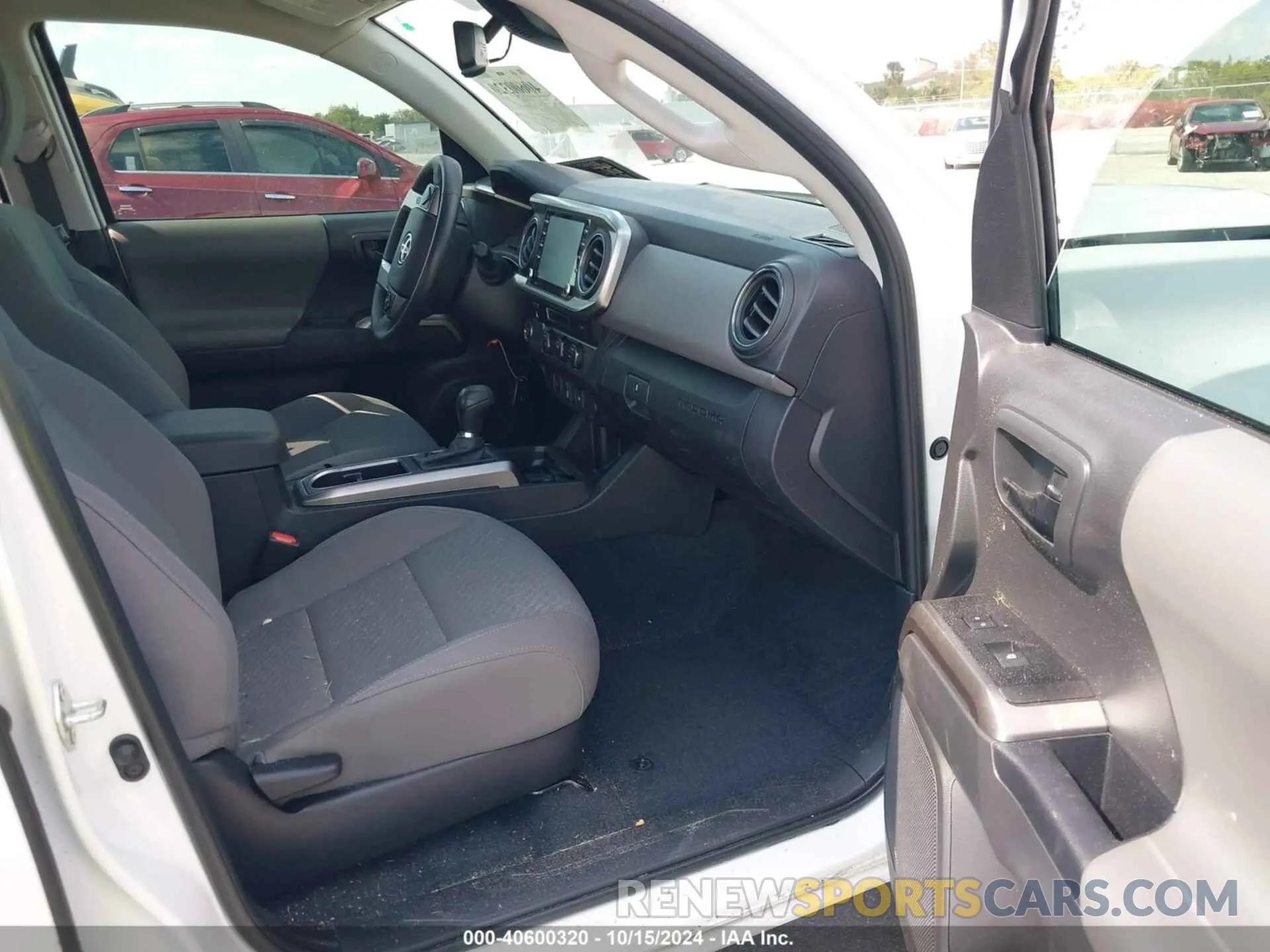 5 Photograph of a damaged car 3TMAZ5CN2PM218625 TOYOTA TACOMA 2023