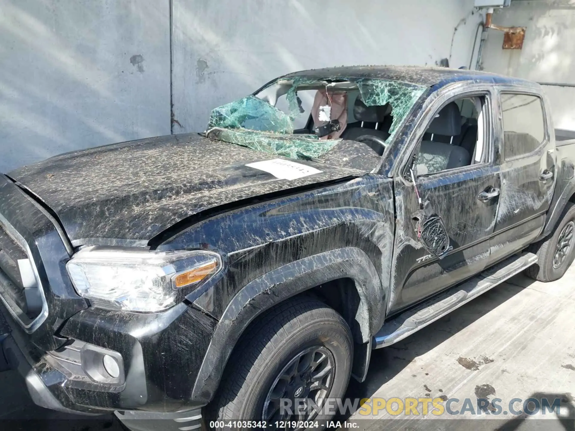 6 Фотография поврежденного автомобиля 3TMAZ5CN3PM196389 TOYOTA TACOMA 2023