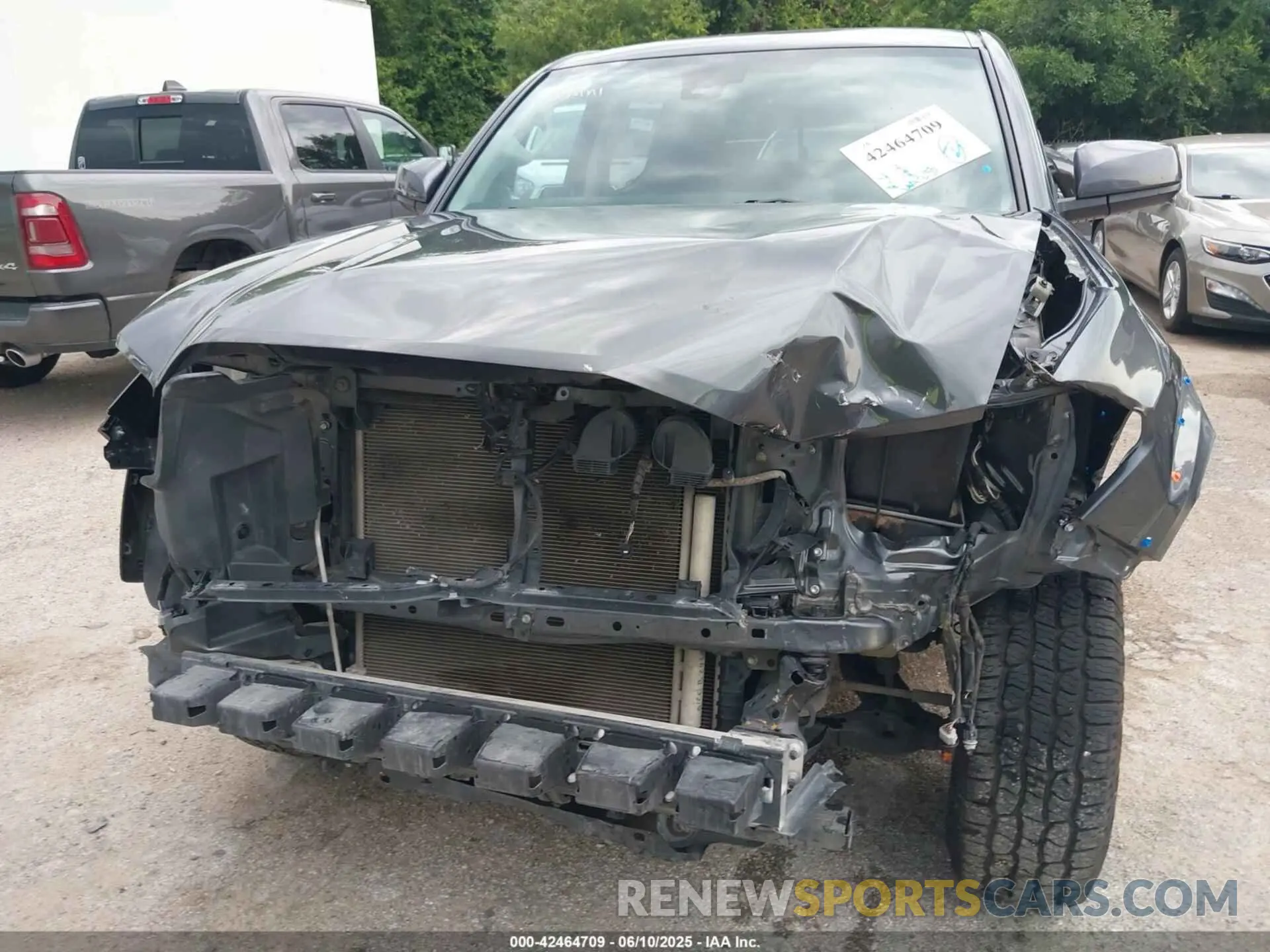 6 Photograph of a damaged car 3TMAZ5CN3PM201025 TOYOTA TACOMA 2023