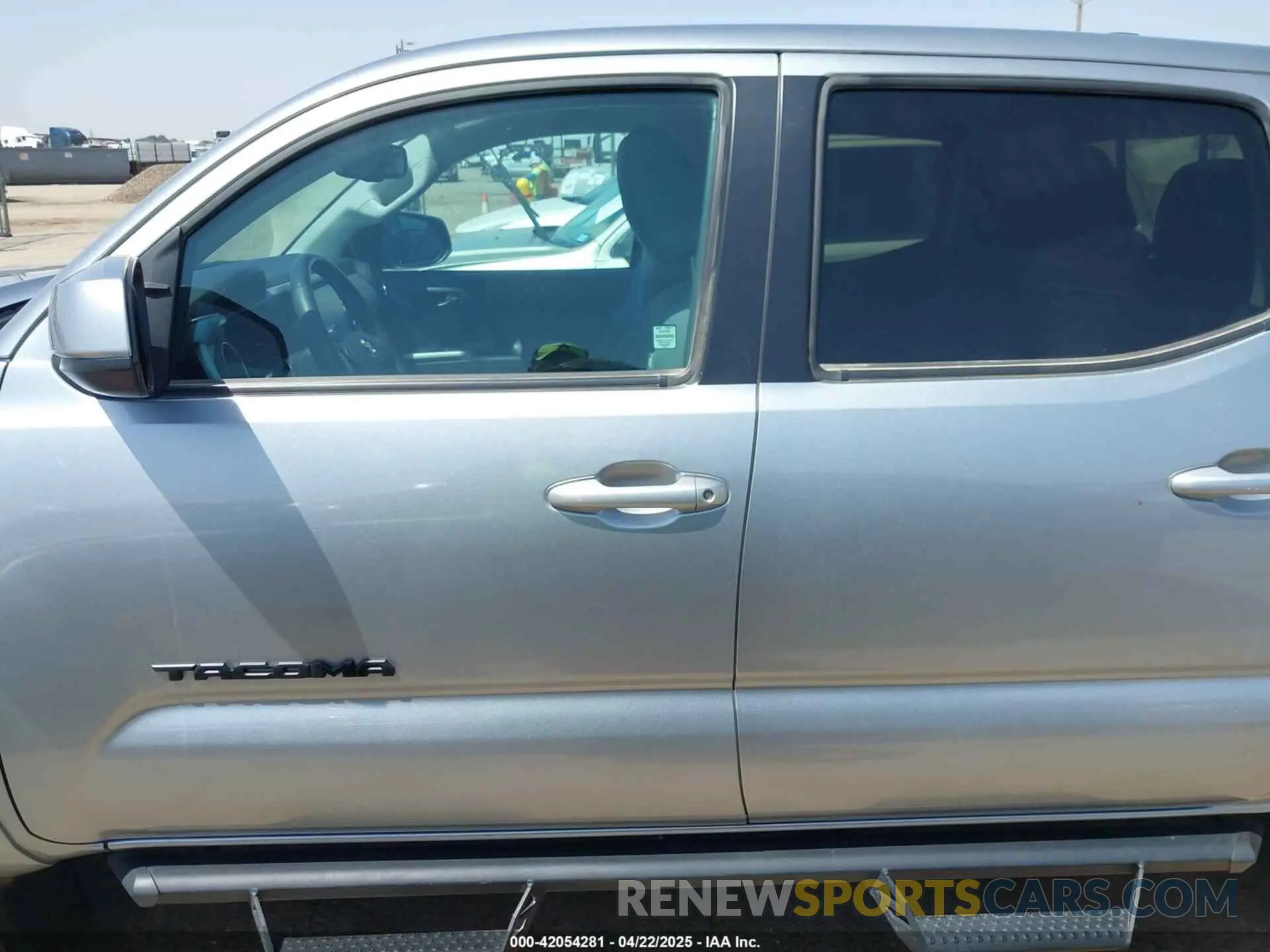14 Photograph of a damaged car 3TMAZ5CN3PM207519 TOYOTA TACOMA 2023