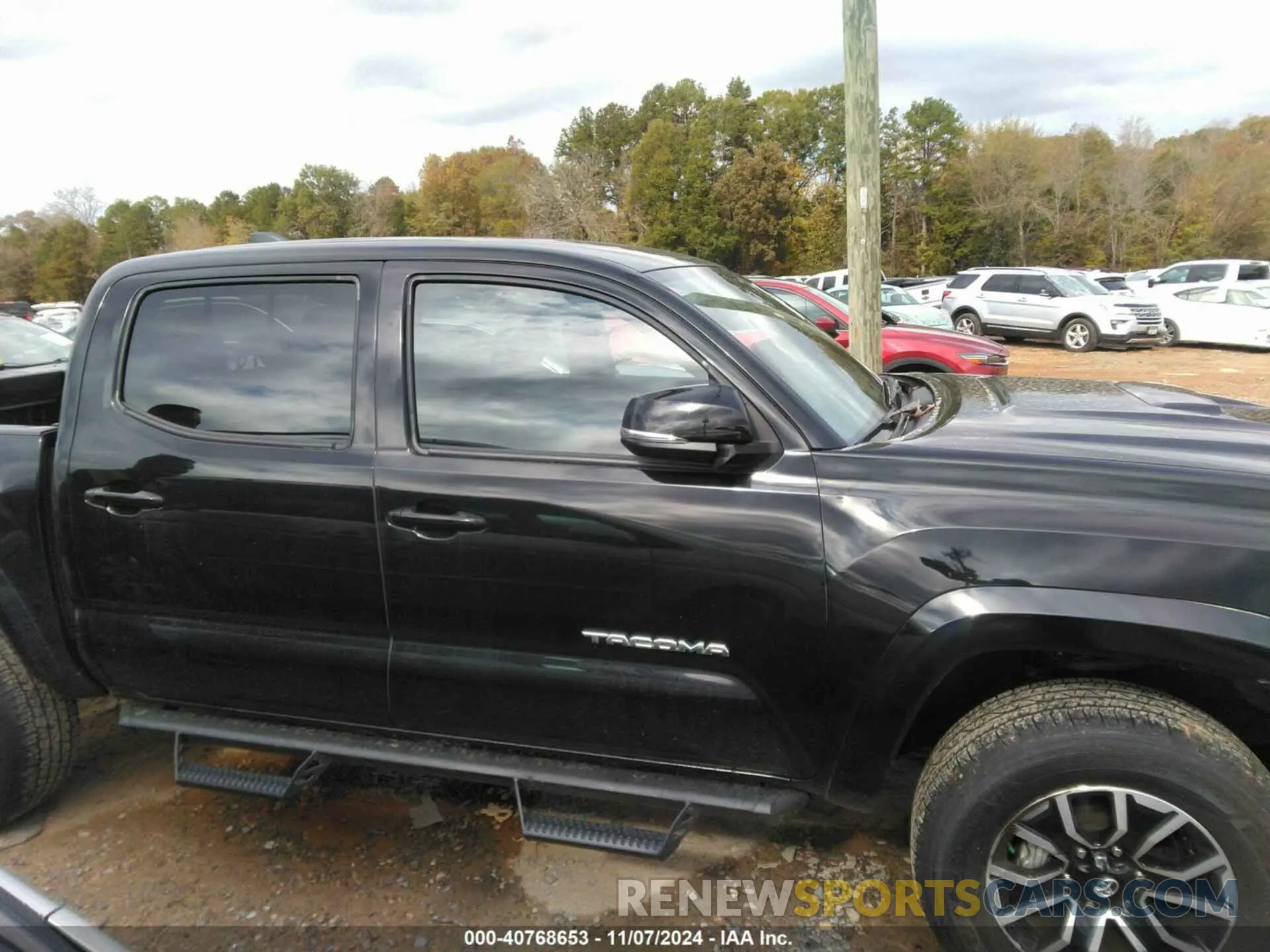 13 Photograph of a damaged car 3TMAZ5CN5PM215847 TOYOTA TACOMA 2023
