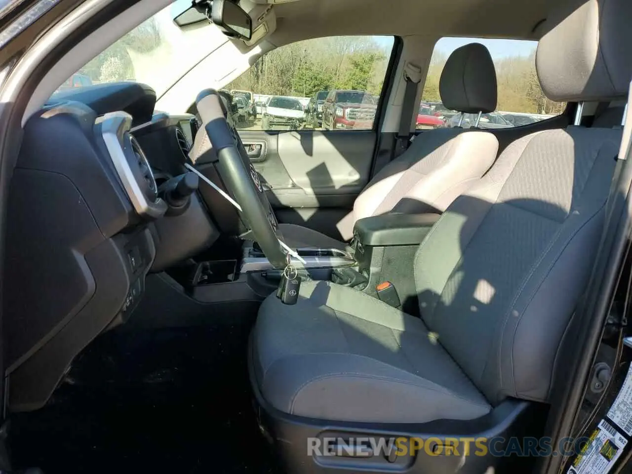 7 Фотография поврежденного автомобиля 3TMAZ5CN6PM217347 TOYOTA TACOMA 2023