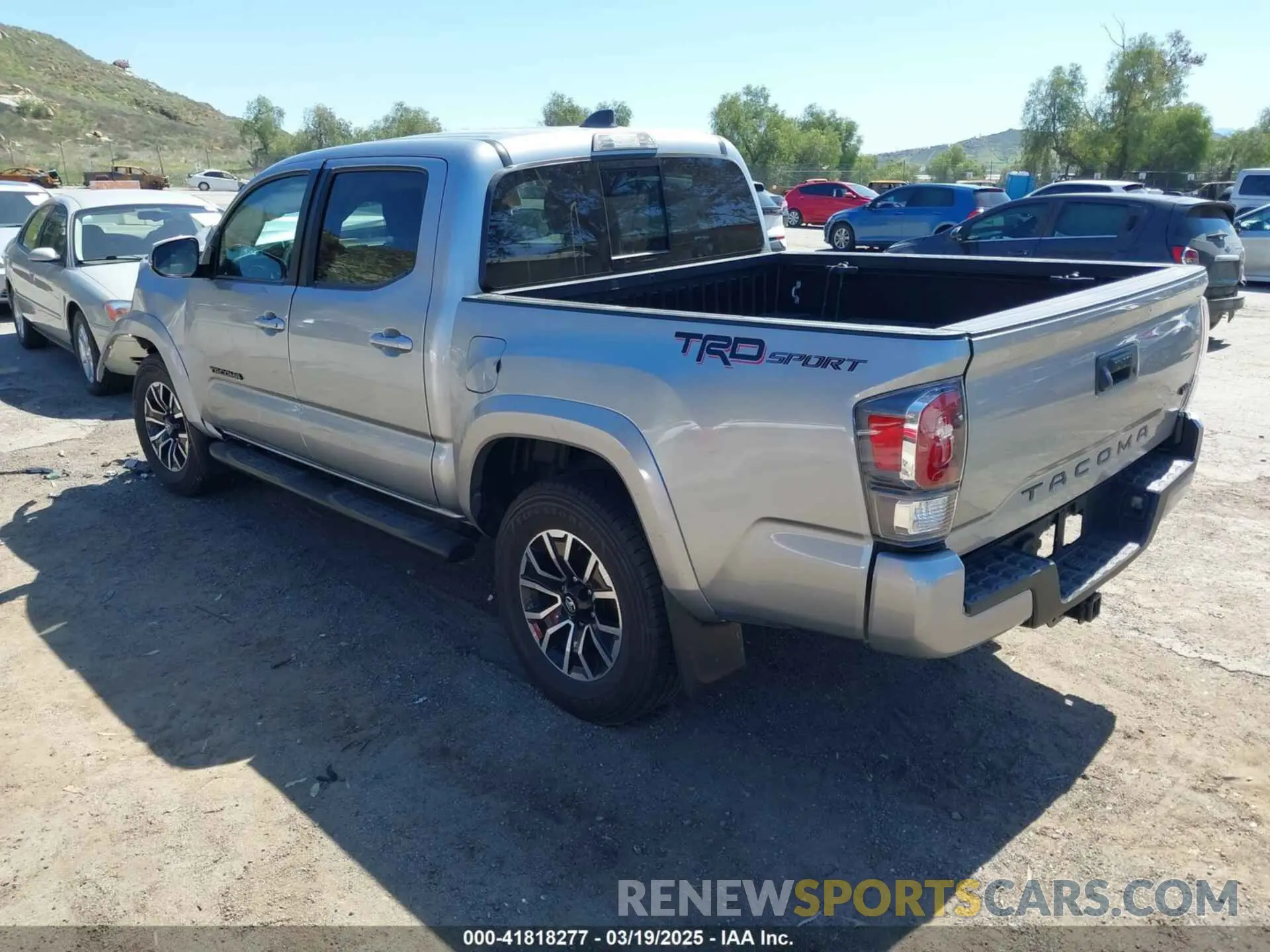 3 Фотография поврежденного автомобиля 3TMAZ5CN7PM202629 TOYOTA TACOMA 2023