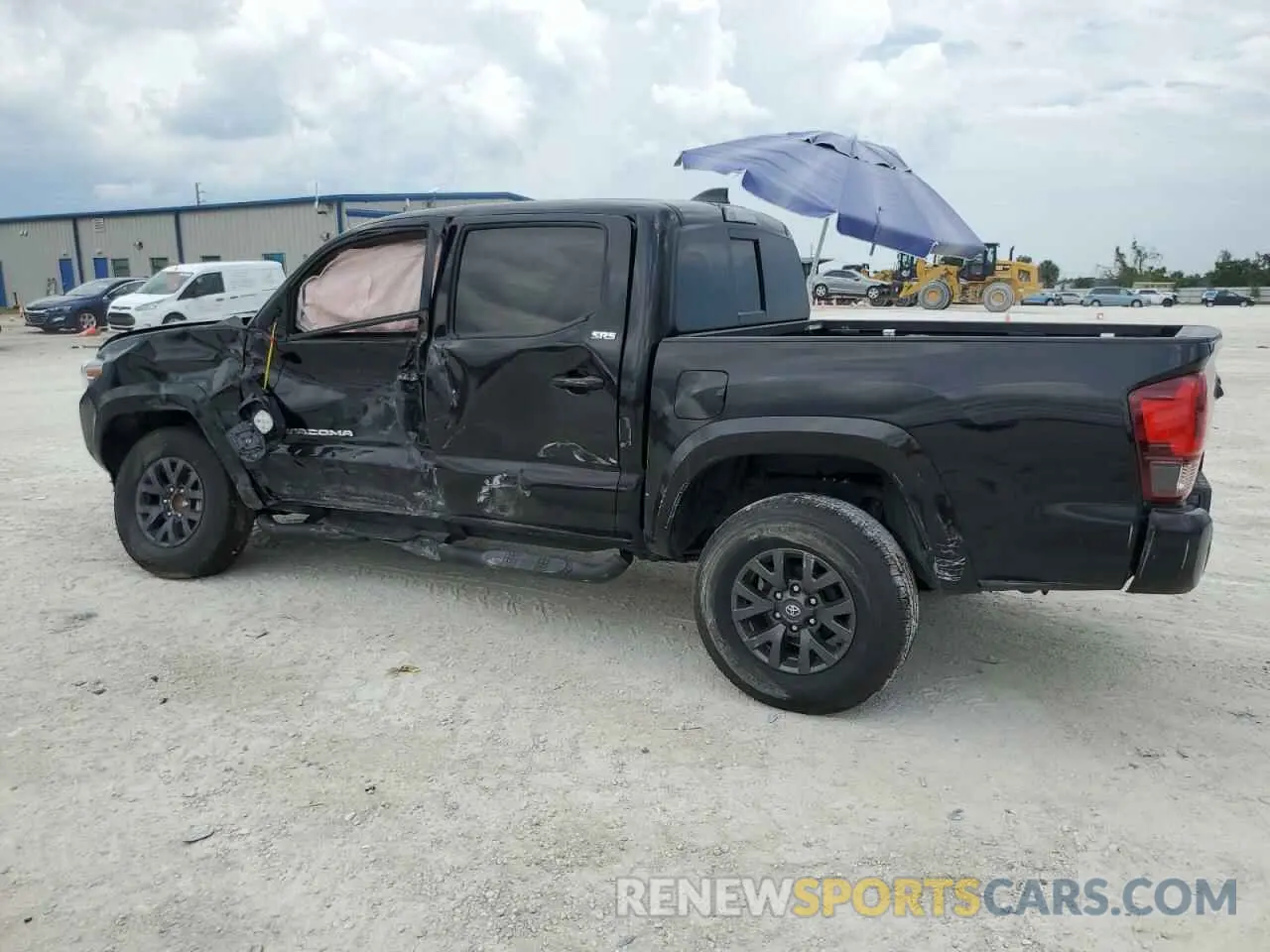 2 Photograph of a damaged car 3TMAZ5CN7PM213971 TOYOTA TACOMA 2023