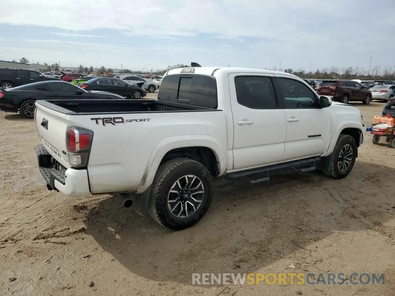 3 Фотография поврежденного автомобиля 3TMAZ5CNXPM204360 TOYOTA TACOMA 2023