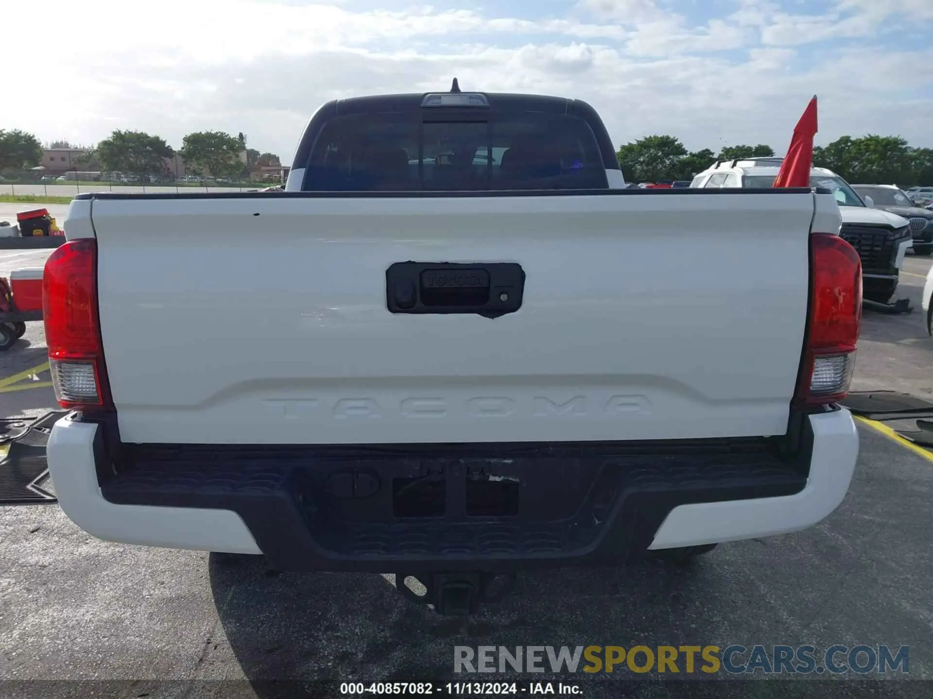16 Photograph of a damaged car 3TMBZ5DN0PM039311 TOYOTA TACOMA 2023