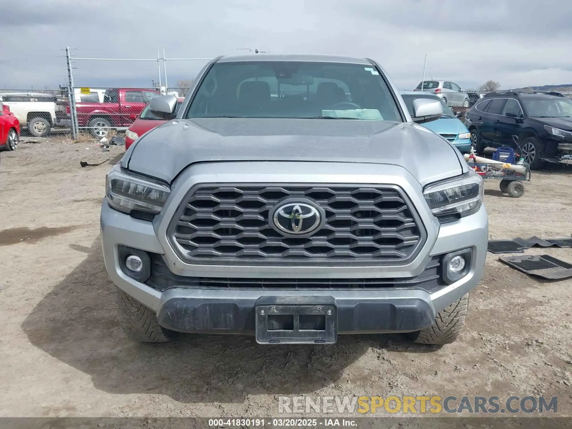 12 Фотография поврежденного автомобиля 3TMCZ5AN0PM609672 TOYOTA TACOMA 2023