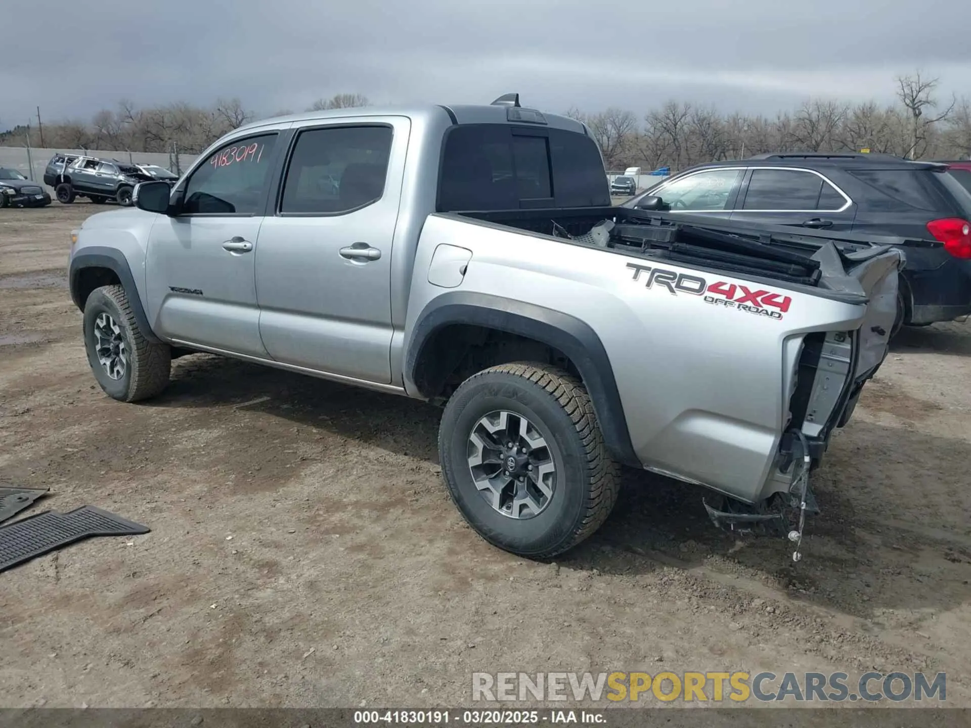 3 Фотография поврежденного автомобиля 3TMCZ5AN0PM609672 TOYOTA TACOMA 2023