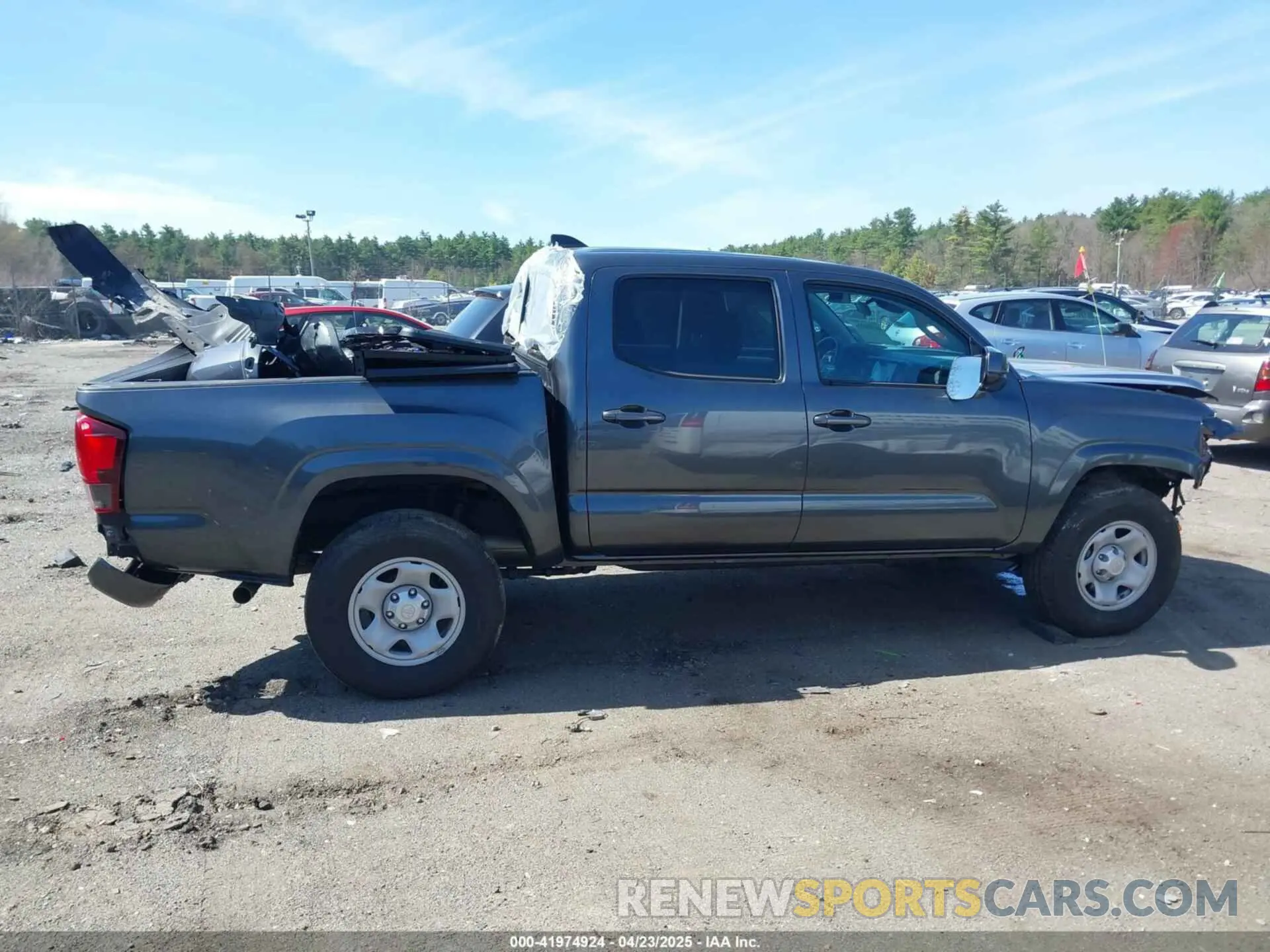 14 Фотография поврежденного автомобиля 3TMCZ5AN0PM614127 TOYOTA TACOMA 2023