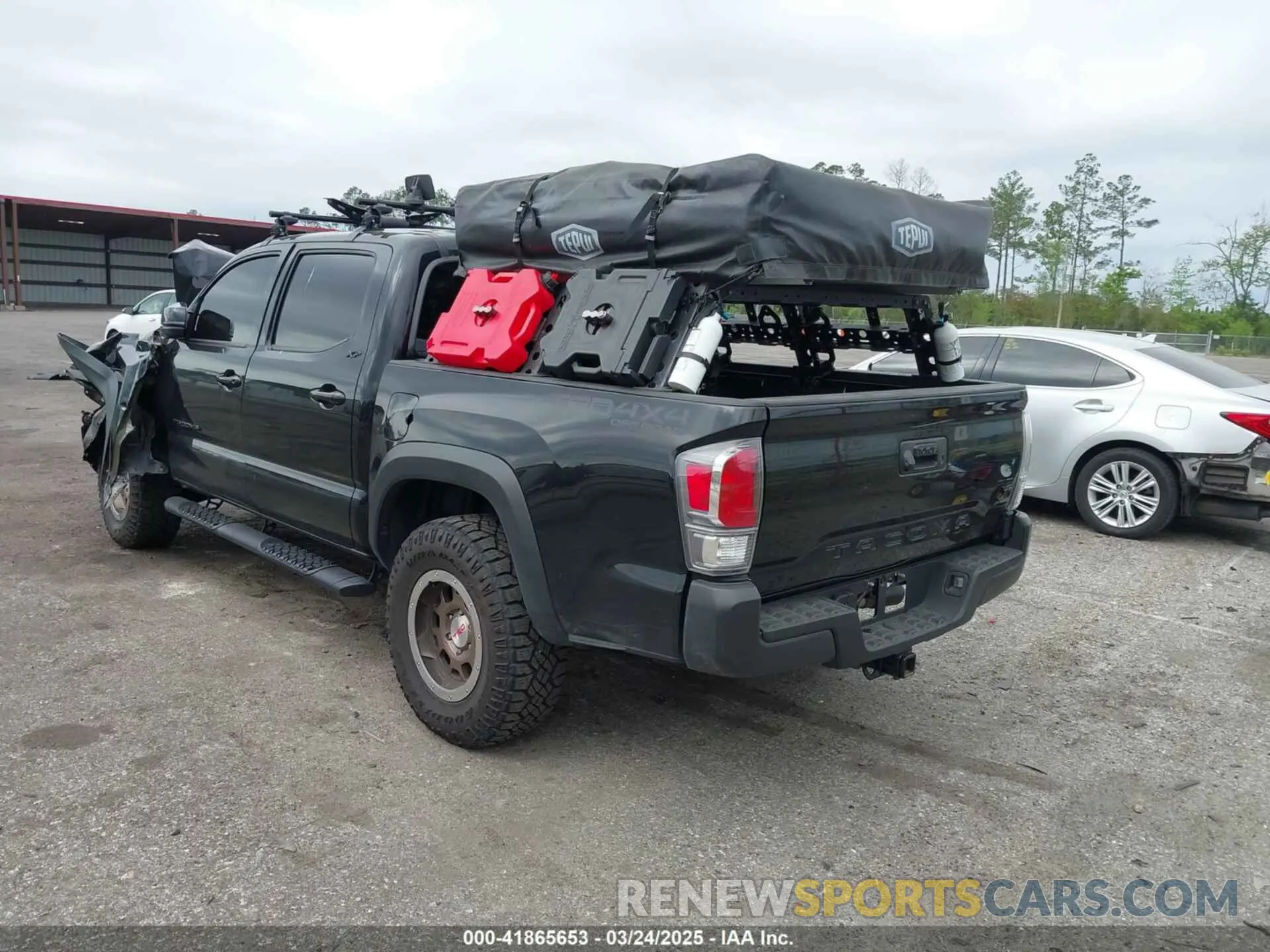 3 Фотография поврежденного автомобиля 3TMCZ5AN0PM620283 TOYOTA TACOMA 2023