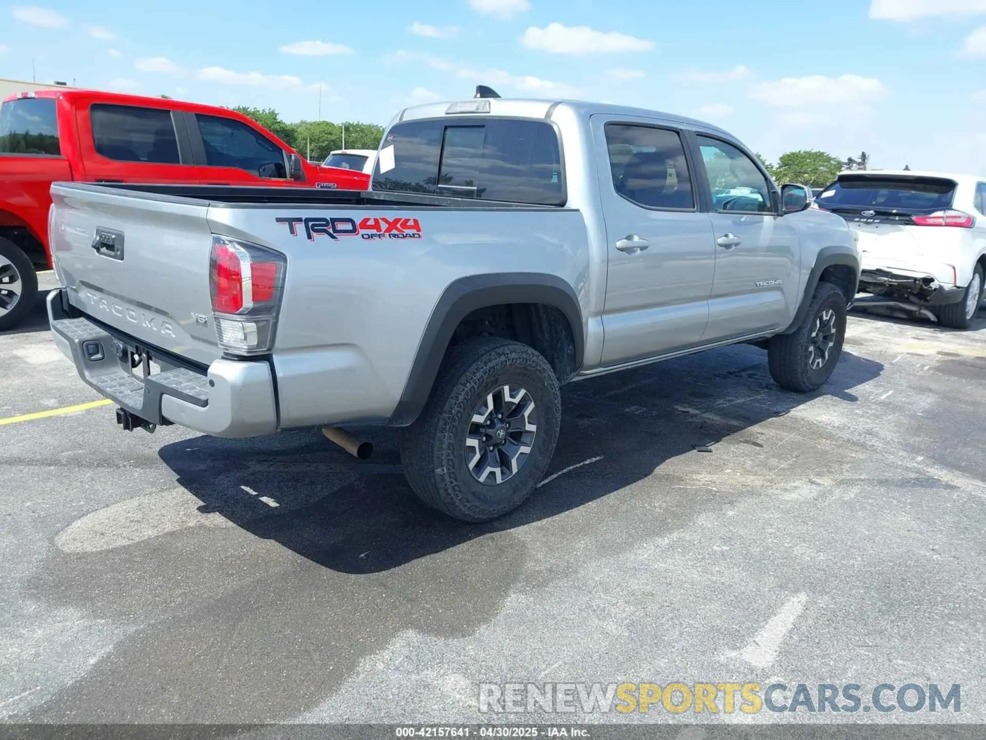 4 Фотография поврежденного автомобиля 3TMCZ5AN0PM627654 TOYOTA TACOMA 2023