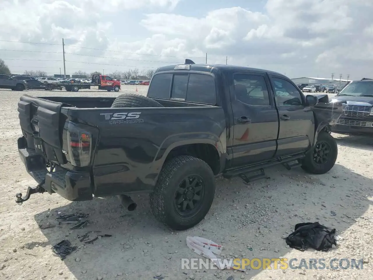 3 Фотография поврежденного автомобиля 3TMCZ5AN0PM636872 TOYOTA TACOMA 2023