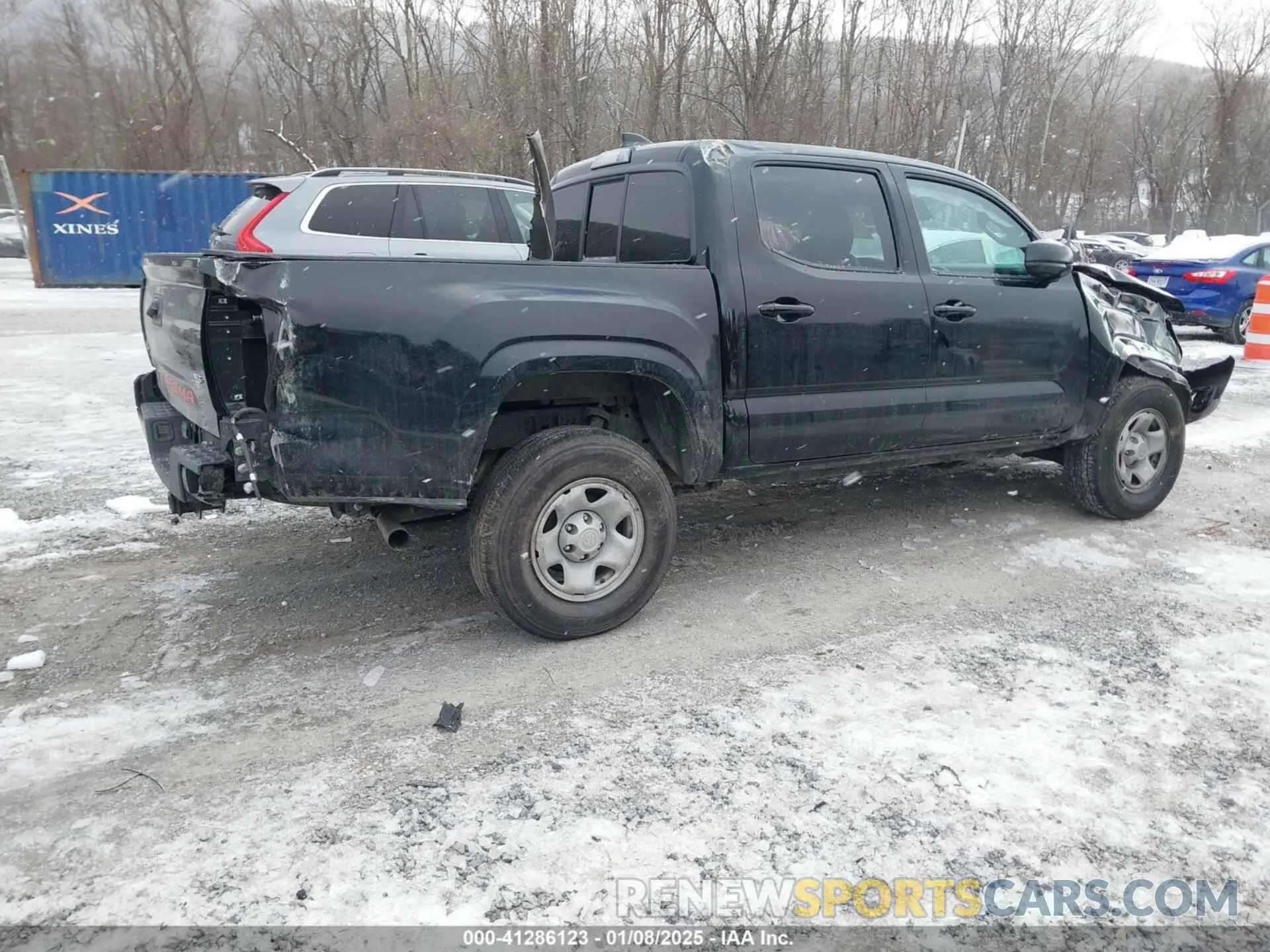 4 Фотография поврежденного автомобиля 3TMCZ5AN0PM637536 TOYOTA TACOMA 2023