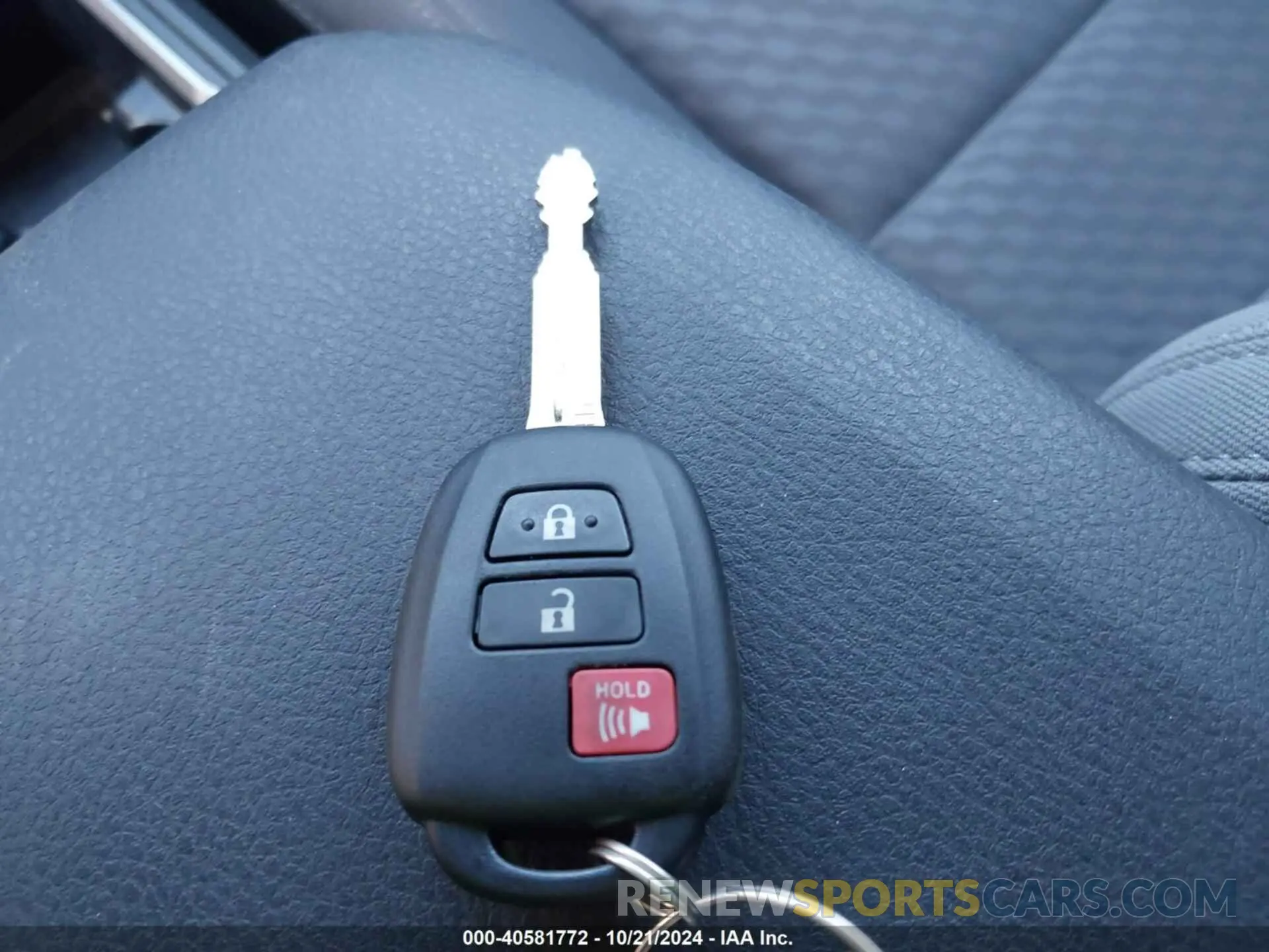 11 Фотография поврежденного автомобиля 3TMCZ5AN0PM638489 TOYOTA TACOMA 2023