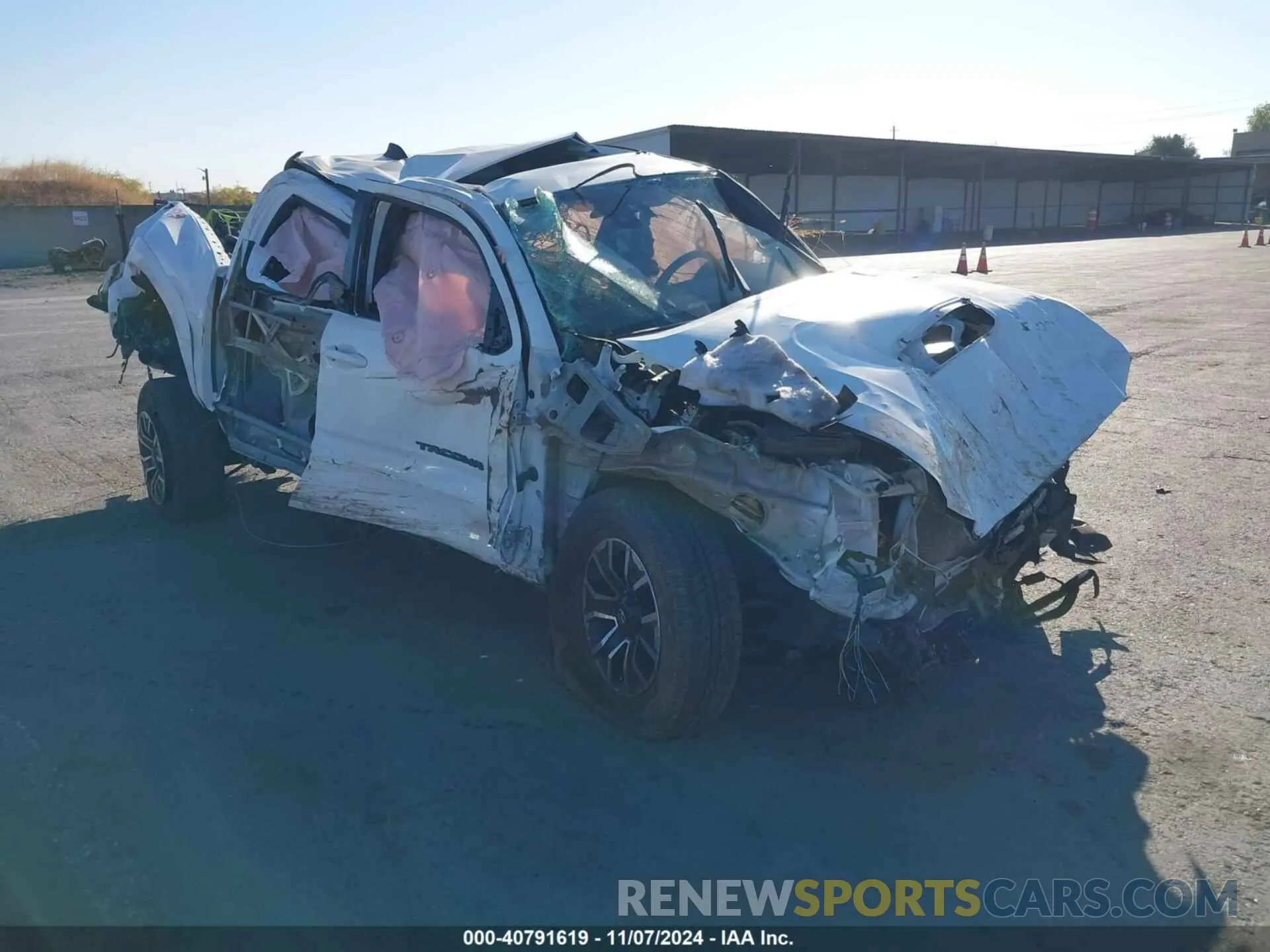 1 Фотография поврежденного автомобиля 3TMCZ5AN0PM646172 TOYOTA TACOMA 2023