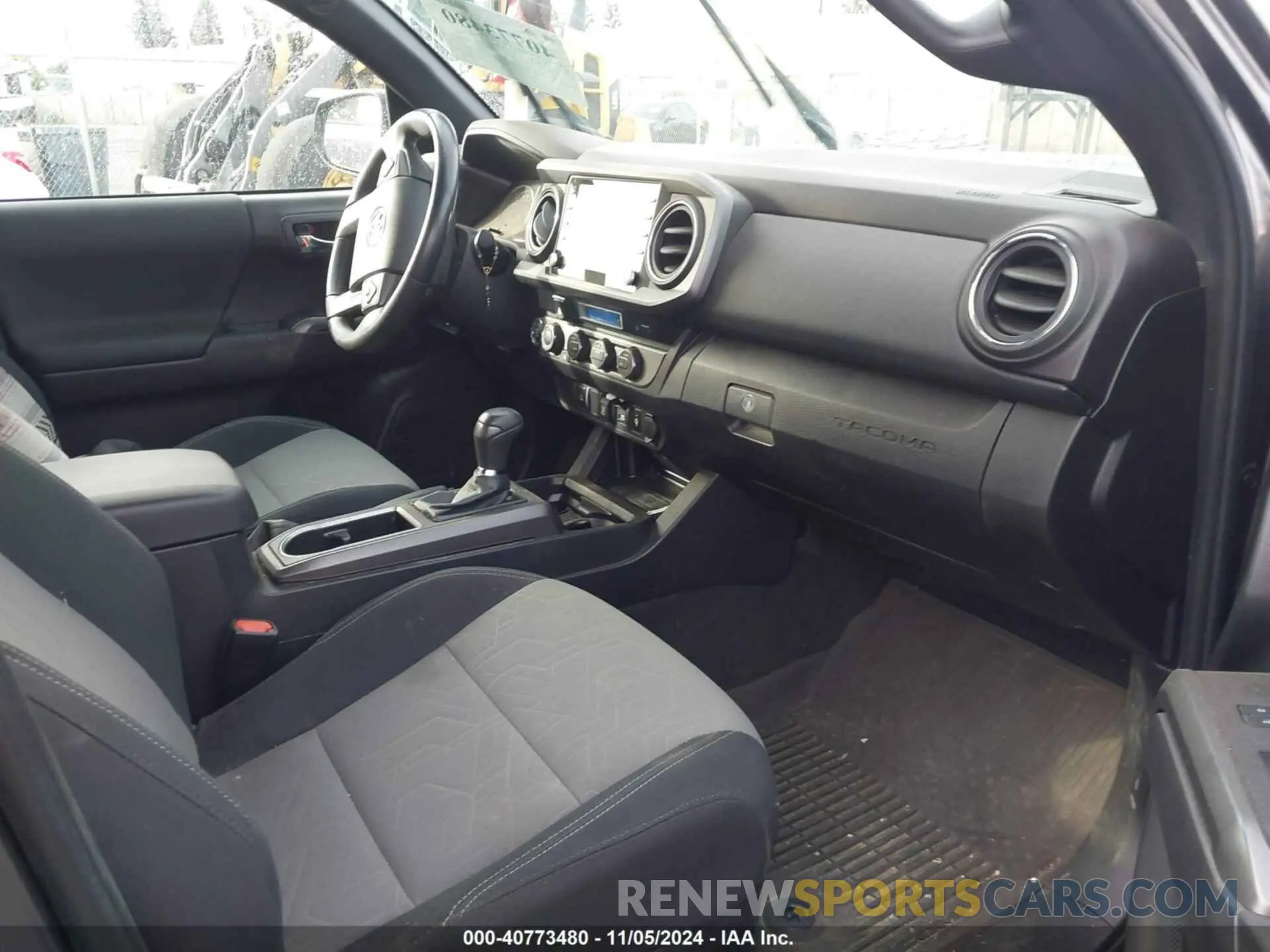 5 Фотография поврежденного автомобиля 3TMCZ5AN1PM582336 TOYOTA TACOMA 2023