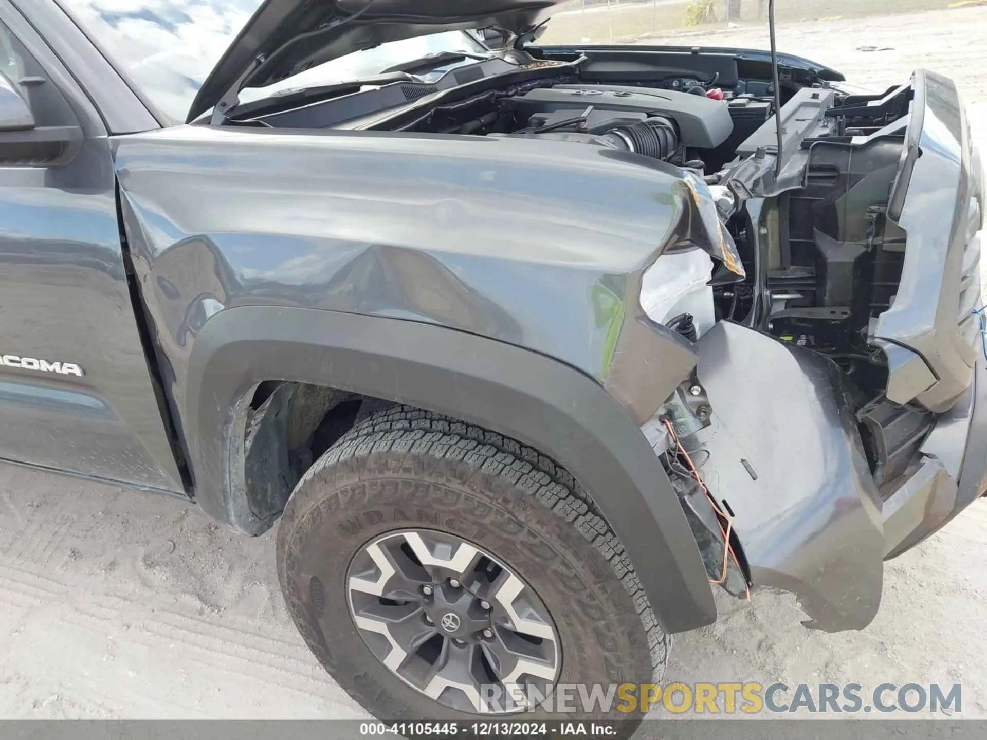 12 Фотография поврежденного автомобиля 3TMCZ5AN1PM634404 TOYOTA TACOMA 2023
