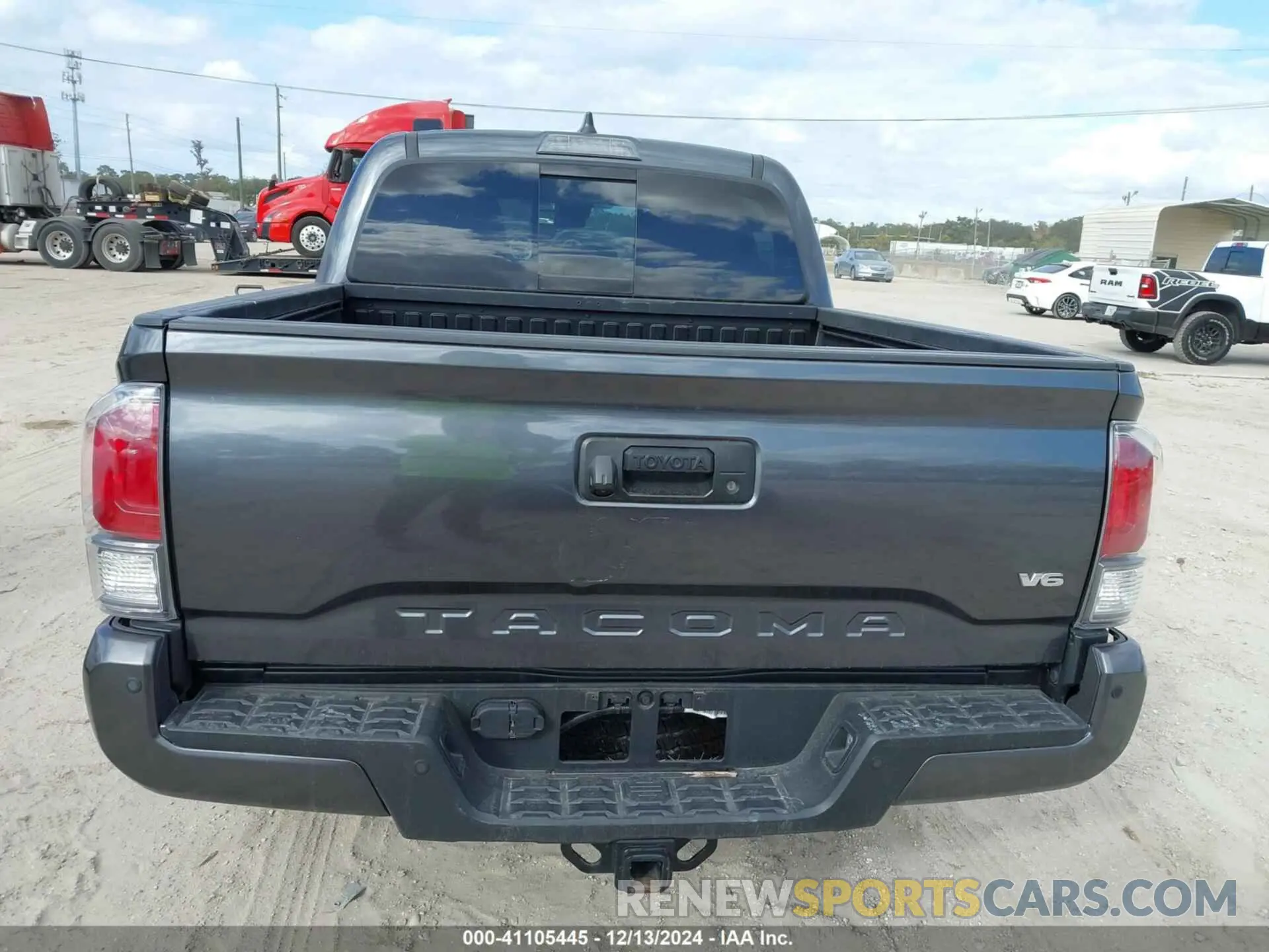 17 Фотография поврежденного автомобиля 3TMCZ5AN1PM634404 TOYOTA TACOMA 2023
