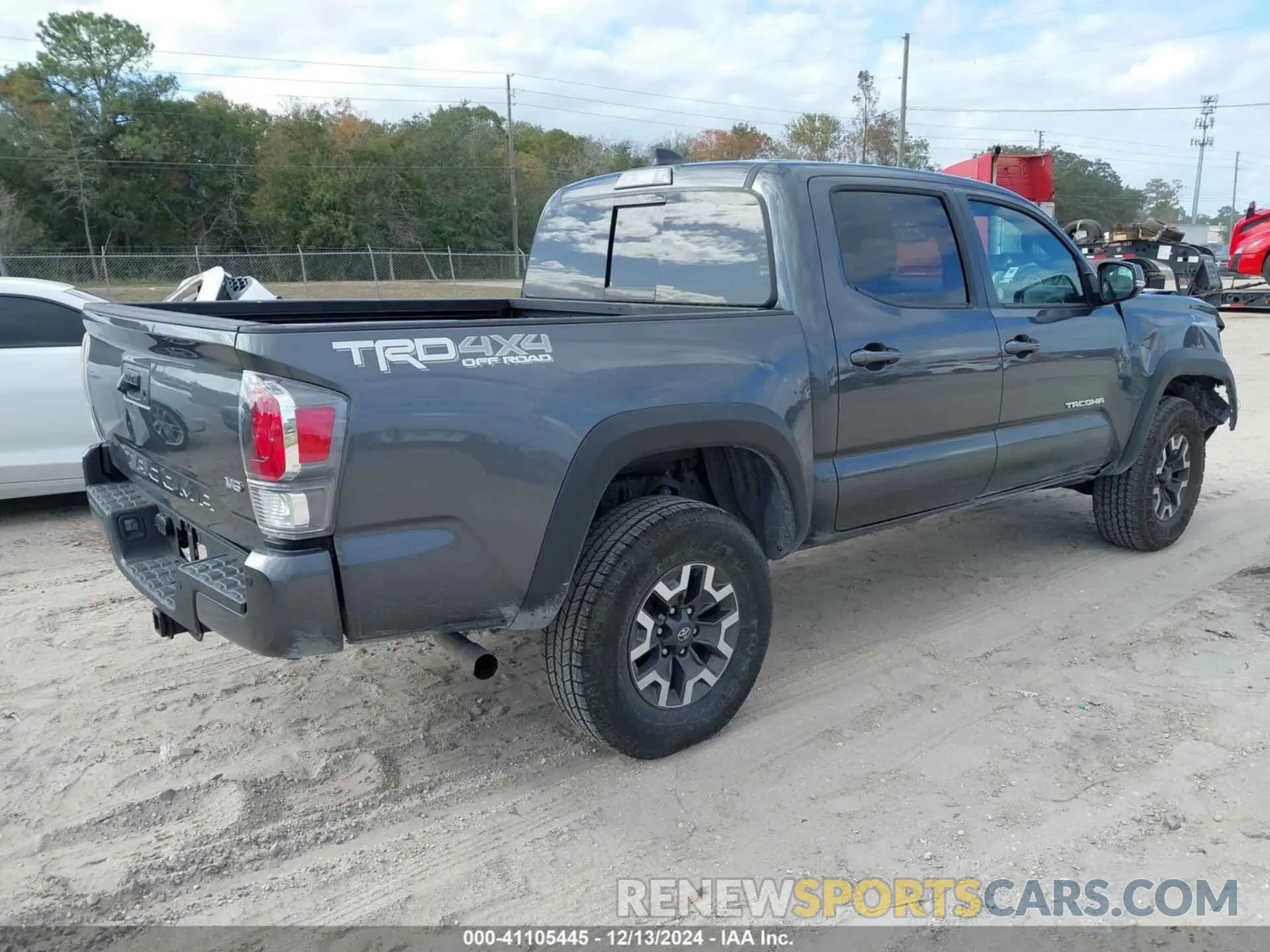 4 Фотография поврежденного автомобиля 3TMCZ5AN1PM634404 TOYOTA TACOMA 2023