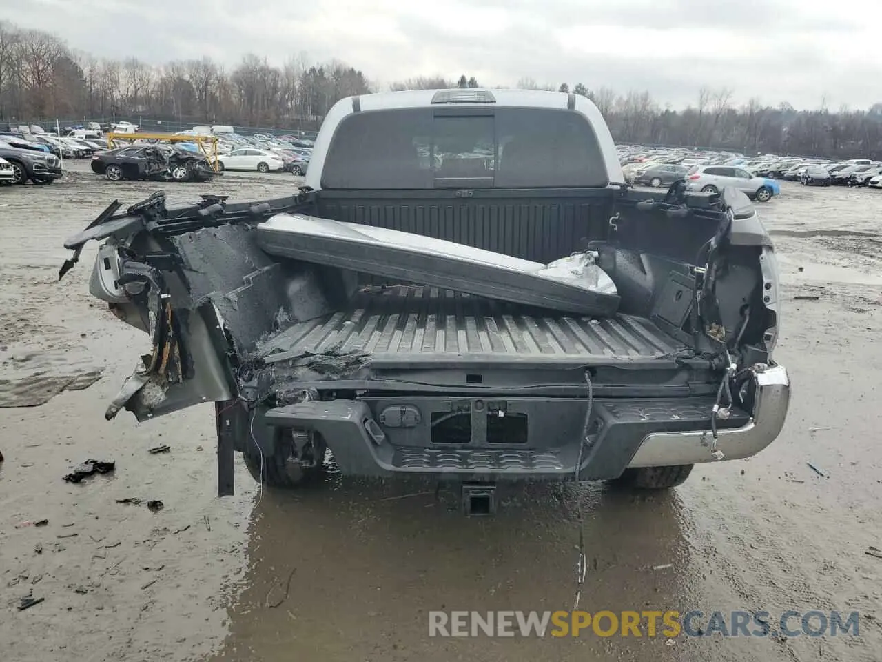 6 Фотография поврежденного автомобиля 3TMCZ5AN1PM640476 TOYOTA TACOMA 2023
