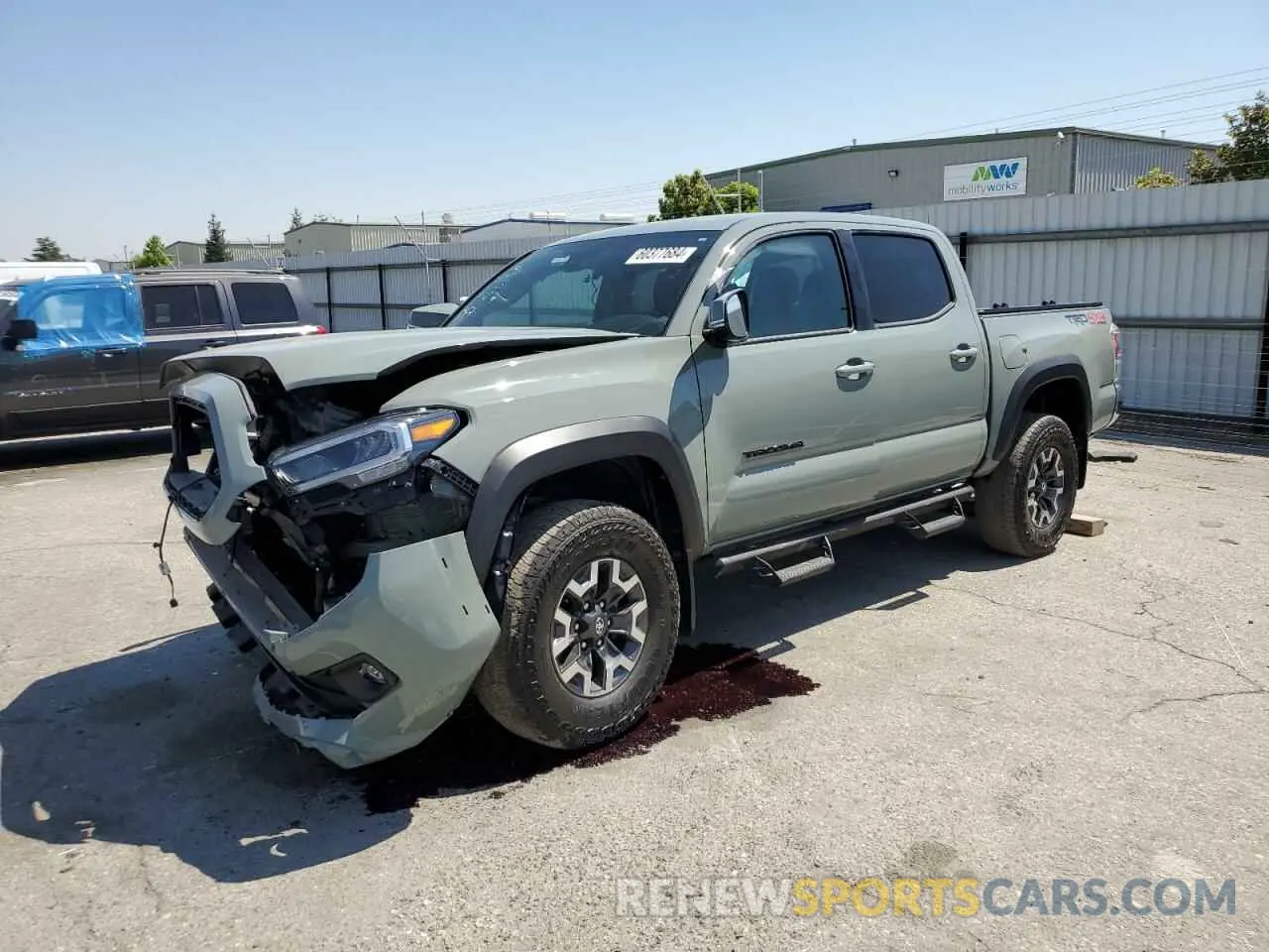 1 Фотография поврежденного автомобиля 3TMCZ5AN2PM556750 TOYOTA TACOMA 2023