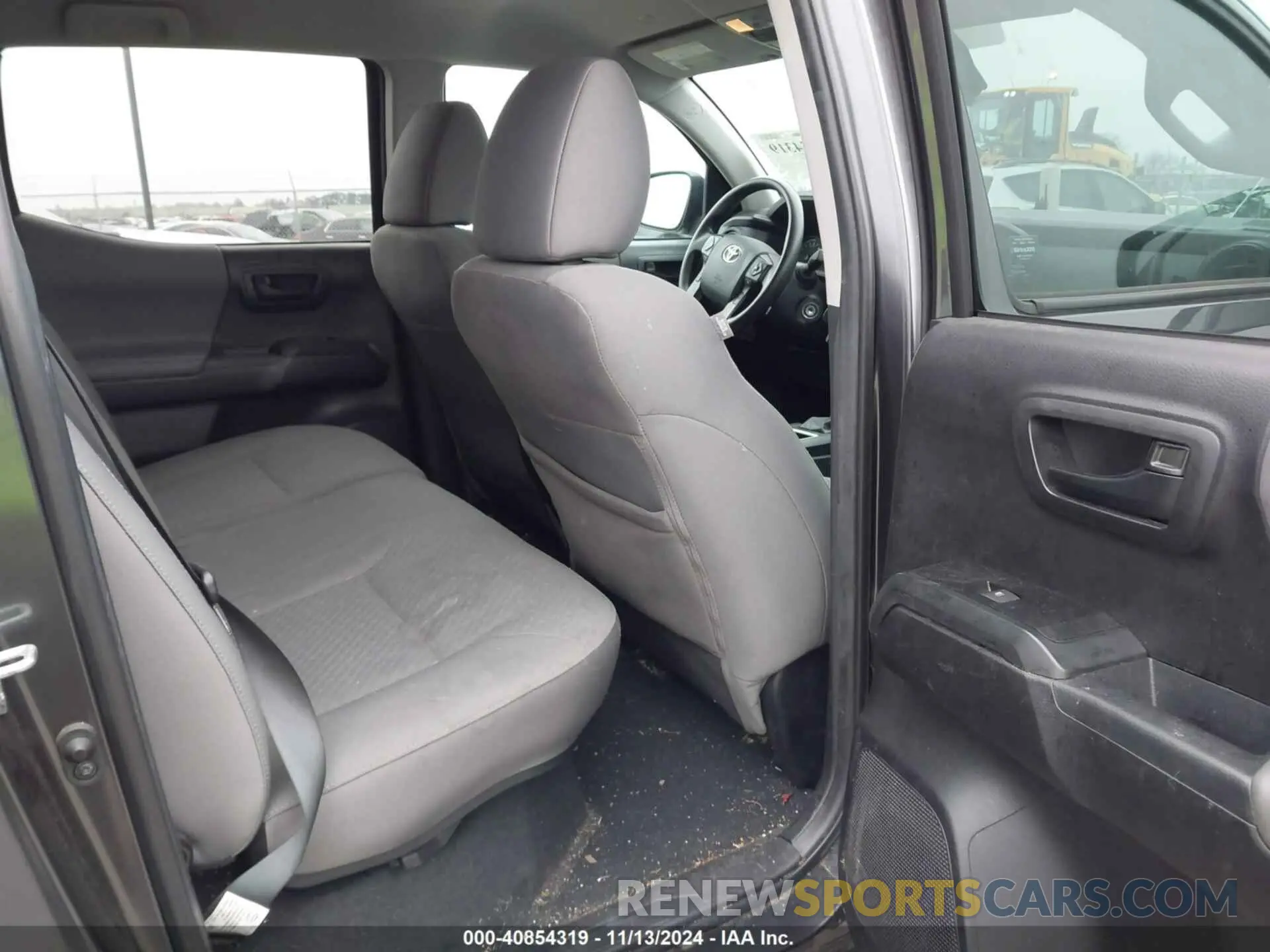 8 Фотография поврежденного автомобиля 3TMCZ5AN2PM562578 TOYOTA TACOMA 2023