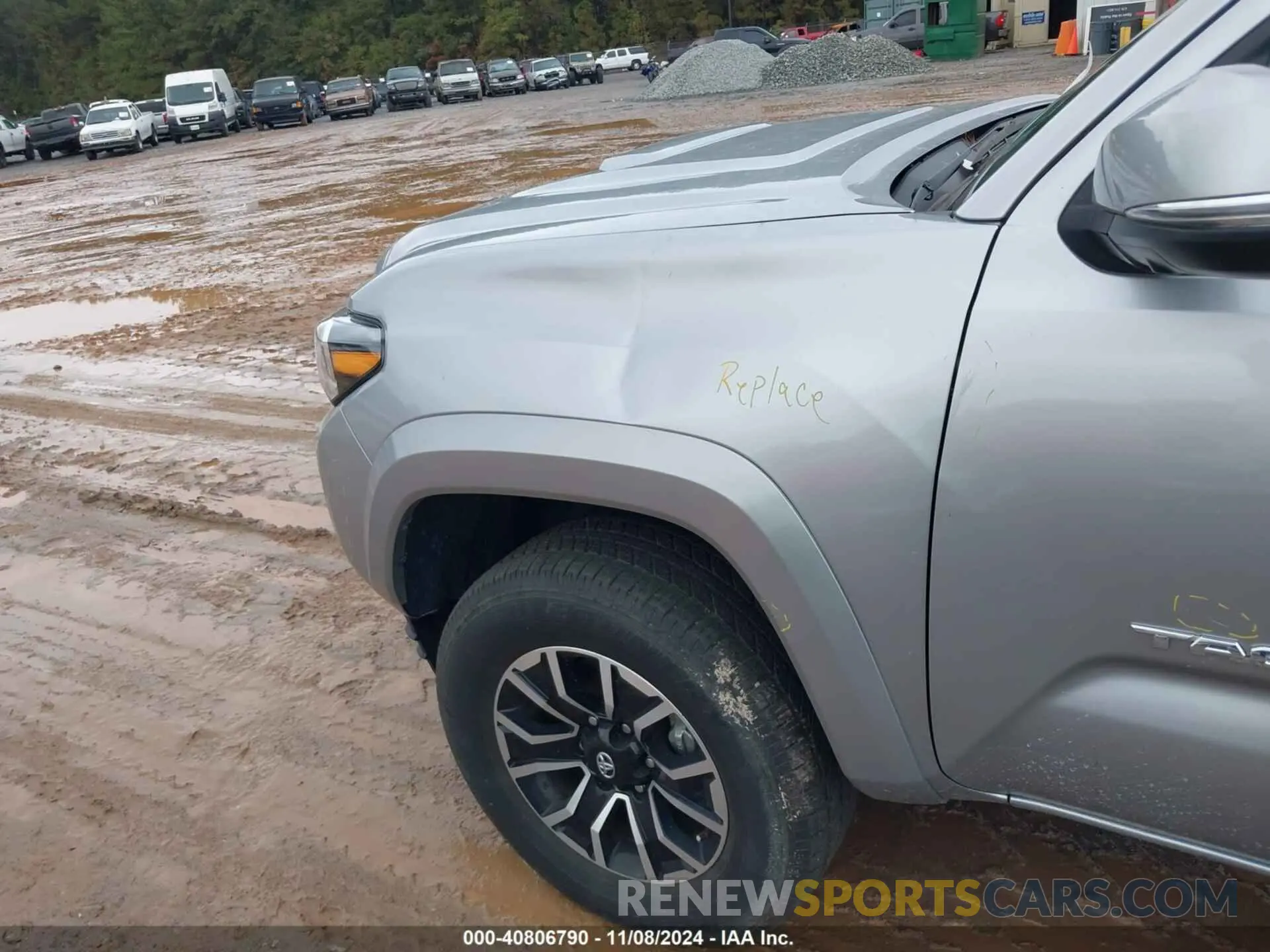 17 Photograph of a damaged car 3TMCZ5AN2PM562841 TOYOTA TACOMA 2023