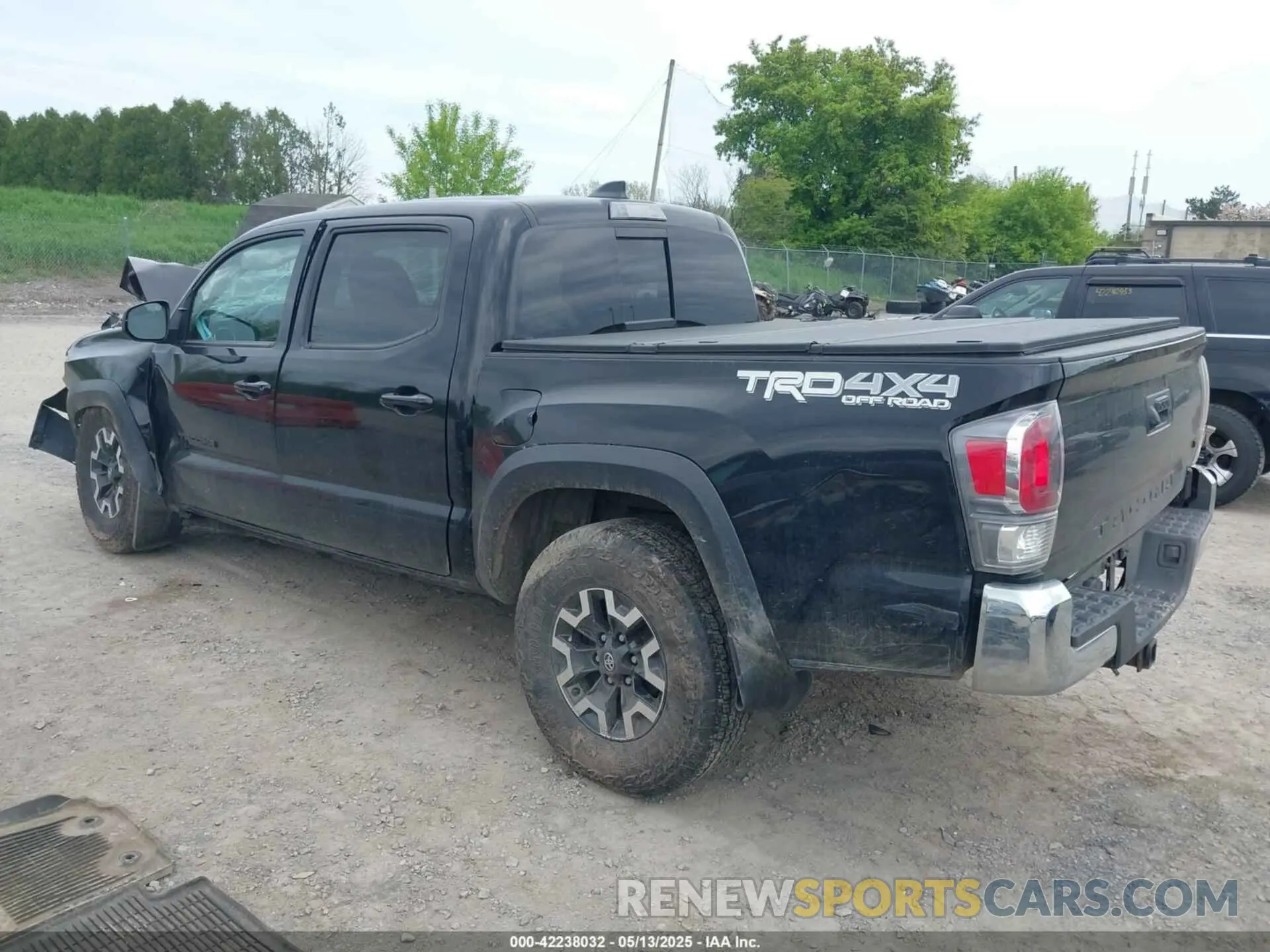 3 Photograph of a damaged car 3TMCZ5AN2PM598464 TOYOTA TACOMA 2023
