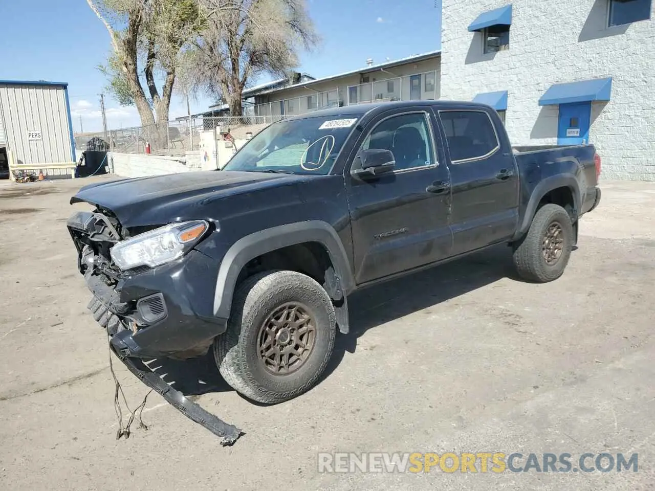 1 Фотография поврежденного автомобиля 3TMCZ5AN2PM633455 TOYOTA TACOMA 2023