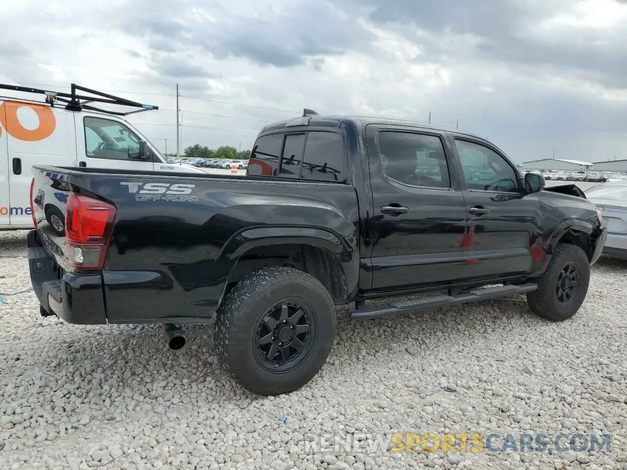 3 Photograph of a damaged car 3TMCZ5AN2PM636047 TOYOTA TACOMA 2023