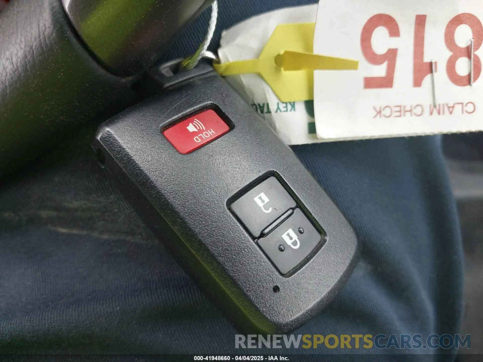 11 Фотография поврежденного автомобиля 3TMCZ5AN2PM641846 TOYOTA TACOMA 2023