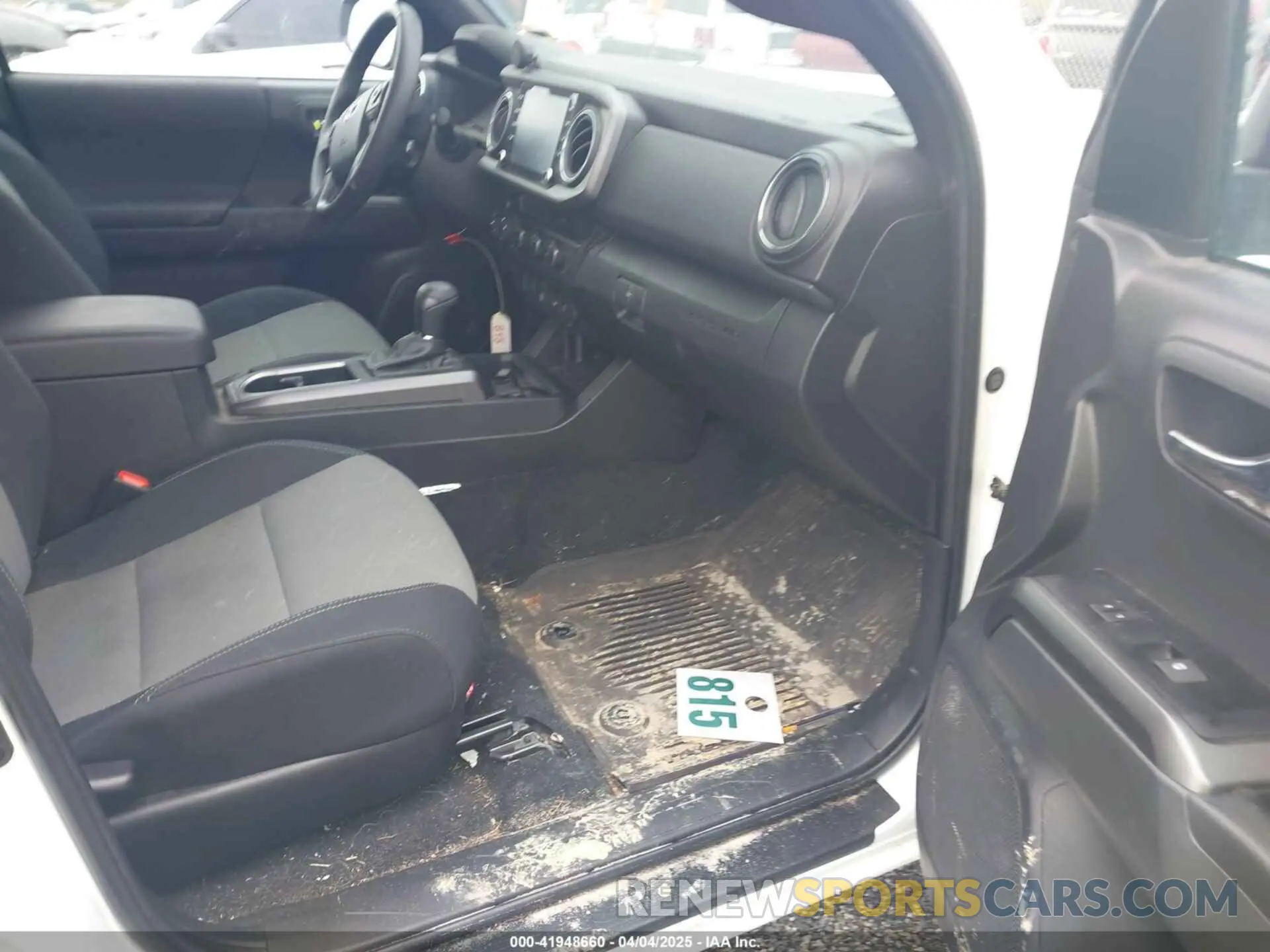 5 Фотография поврежденного автомобиля 3TMCZ5AN2PM641846 TOYOTA TACOMA 2023