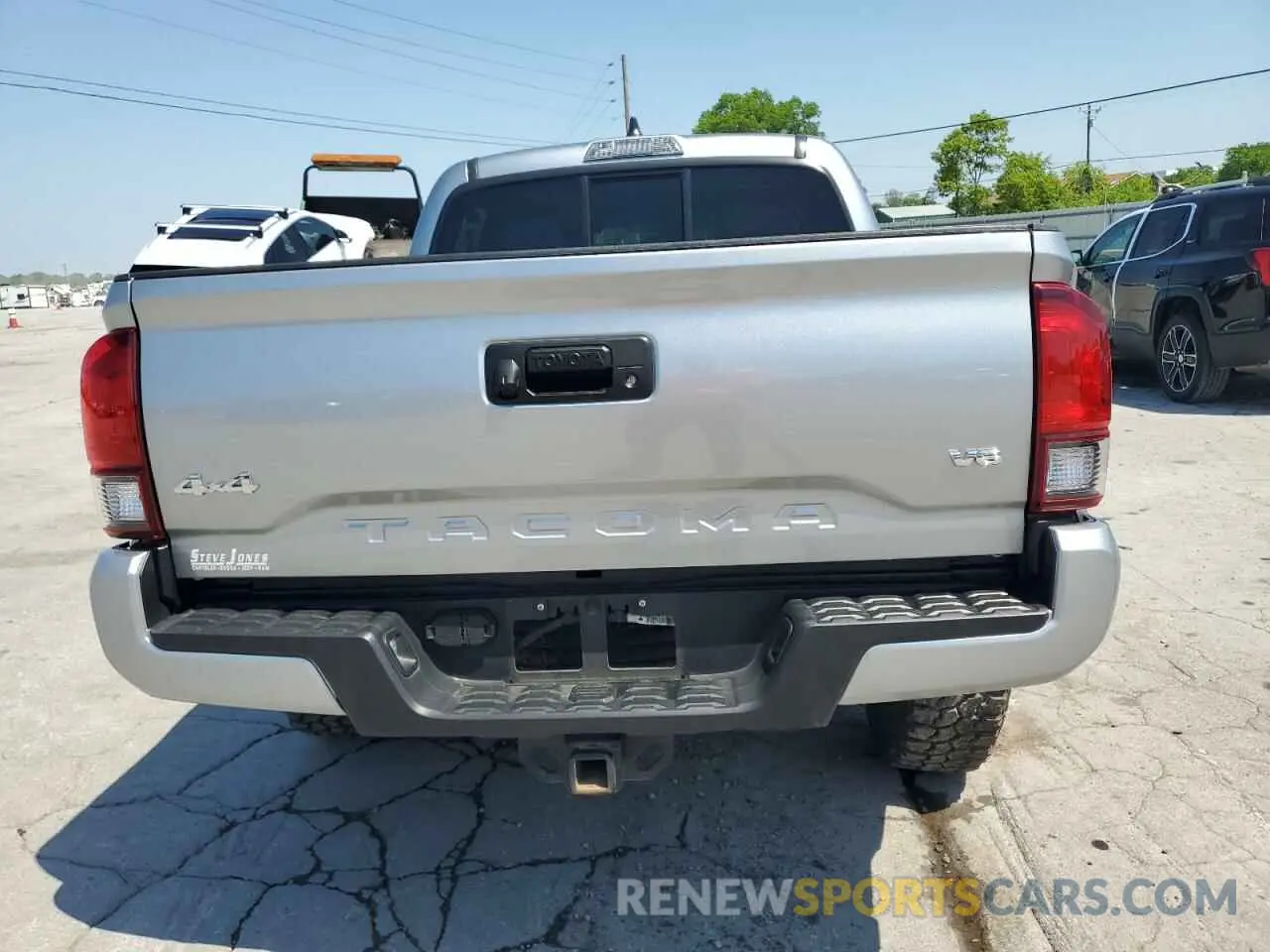 6 Фотография поврежденного автомобиля 3TMCZ5AN3PM592043 TOYOTA TACOMA 2023