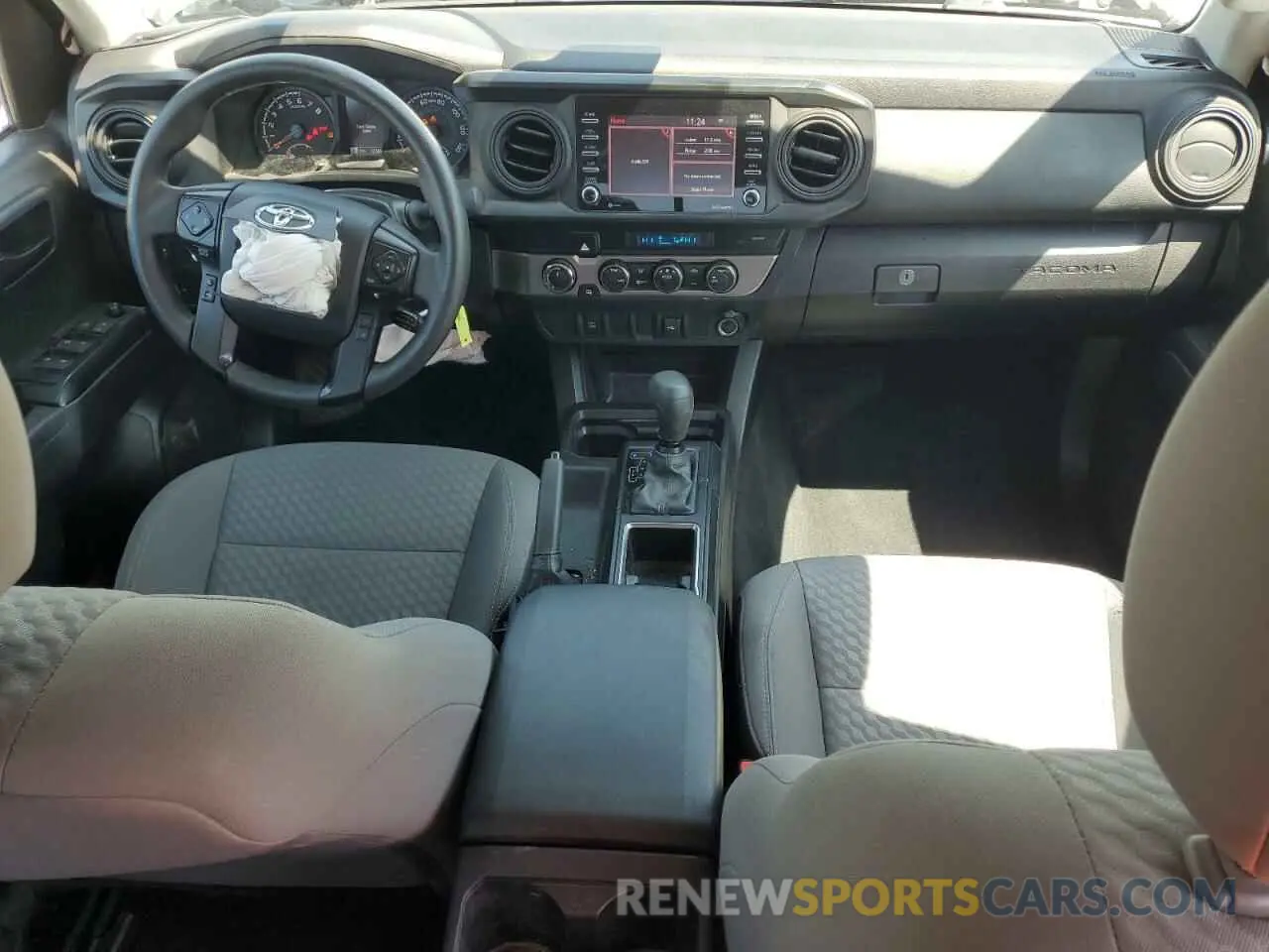 8 Фотография поврежденного автомобиля 3TMCZ5AN3PM592043 TOYOTA TACOMA 2023