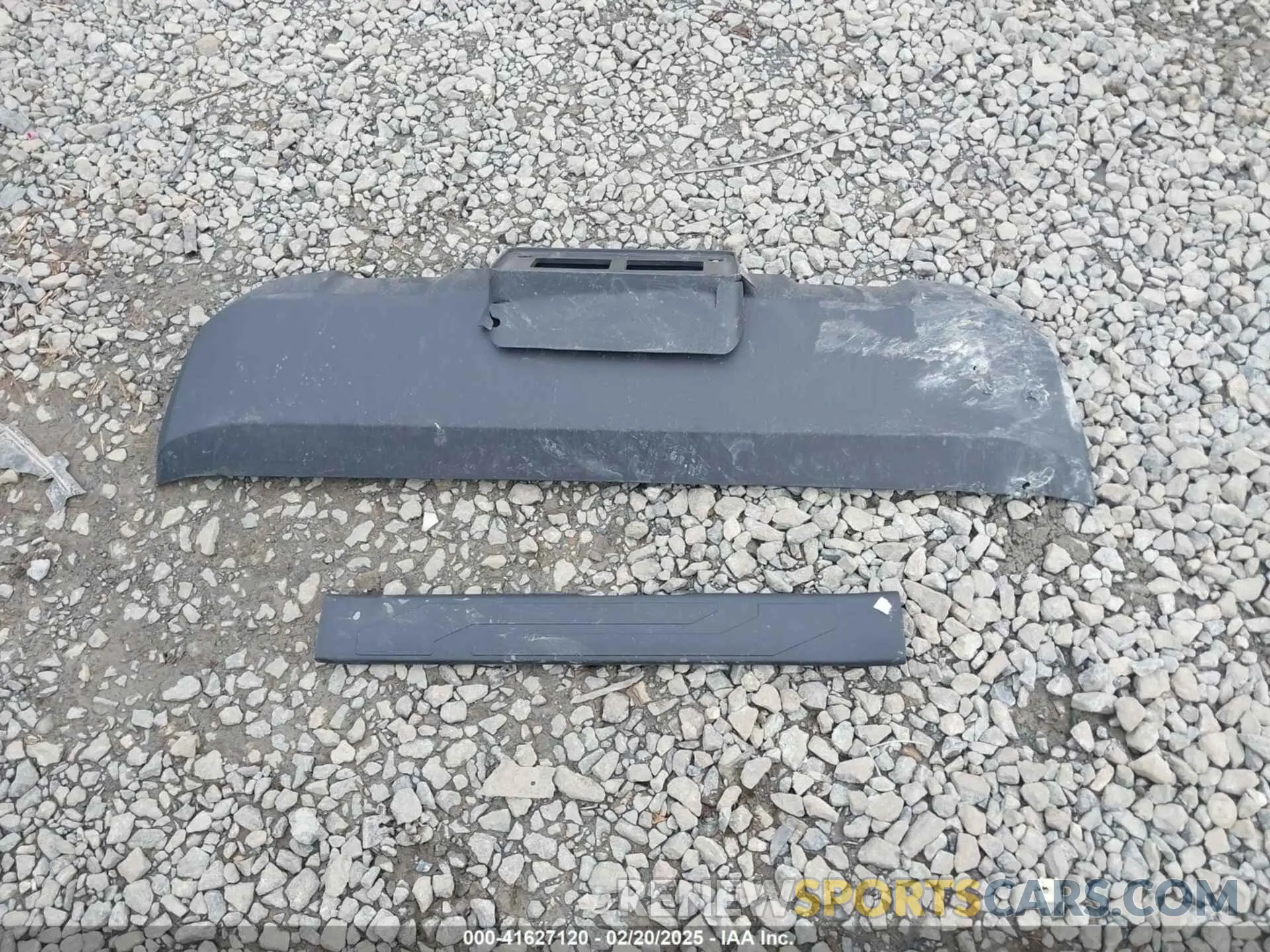 12 Фотография поврежденного автомобиля 3TMCZ5AN3PM621797 TOYOTA TACOMA 2023