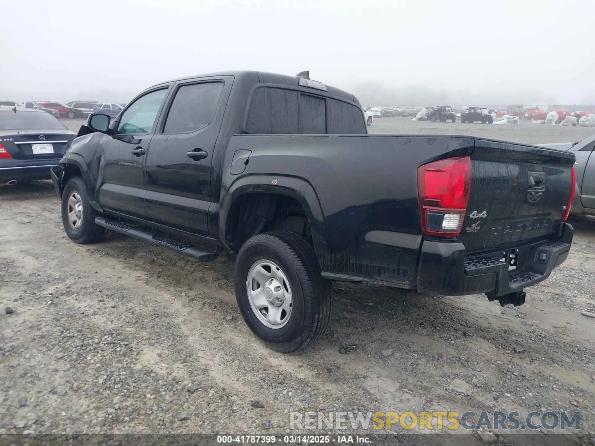 3 Фотография поврежденного автомобиля 3TMCZ5AN3PM633643 TOYOTA TACOMA 2023