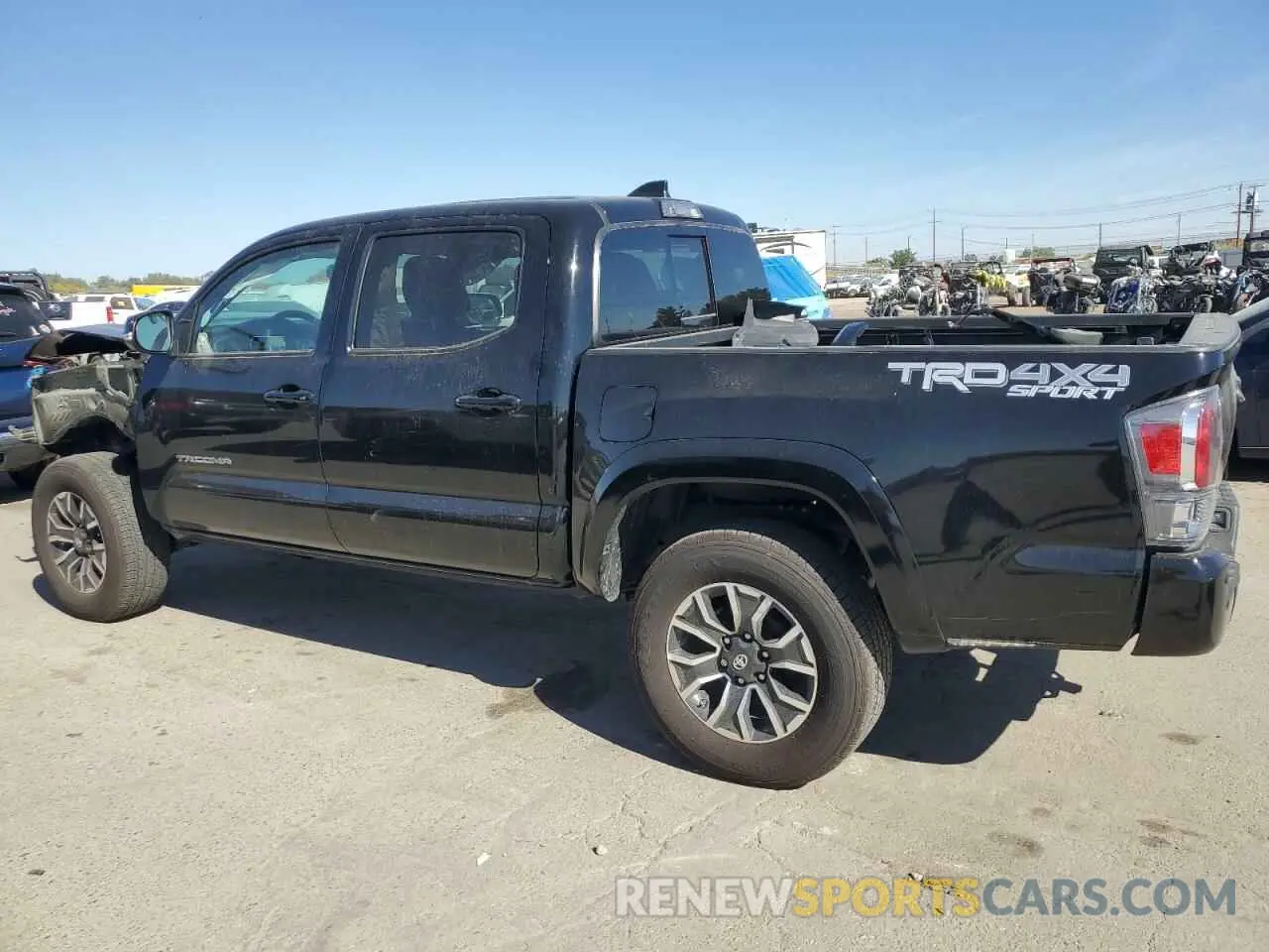 2 Фотография поврежденного автомобиля 3TMCZ5AN3PM645453 TOYOTA TACOMA 2023