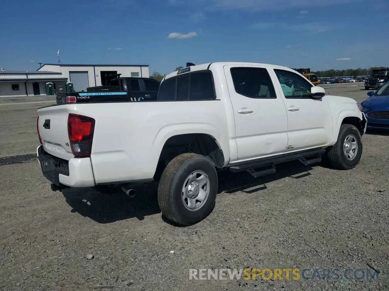 3 Фотография поврежденного автомобиля 3TMCZ5AN3PM646456 TOYOTA TACOMA 2023