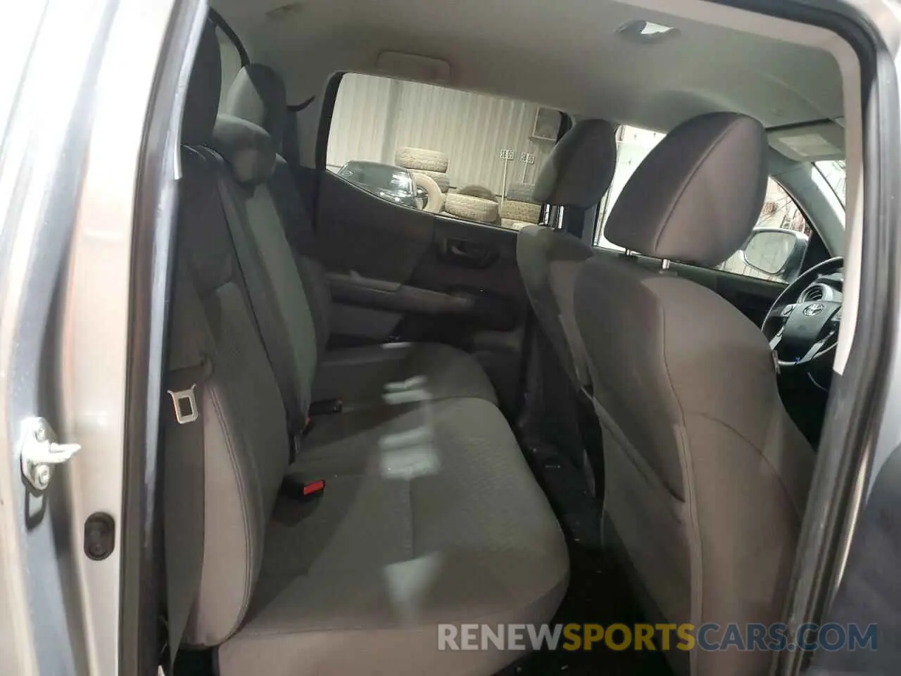 10 Фотография поврежденного автомобиля 3TMCZ5AN4PM557527 TOYOTA TACOMA 2023