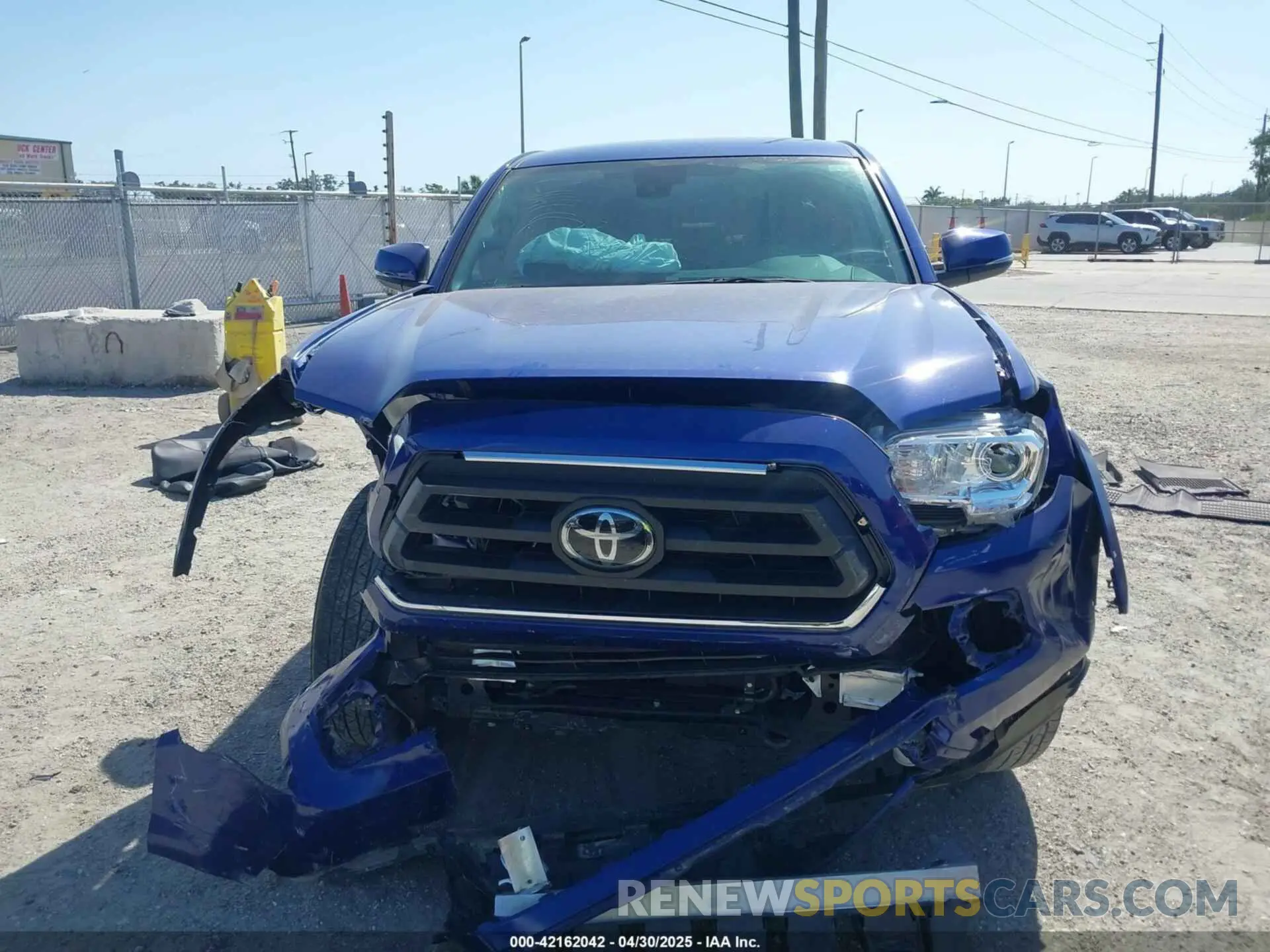 11 Фотография поврежденного автомобиля 3TMCZ5AN4PM573372 TOYOTA TACOMA 2023