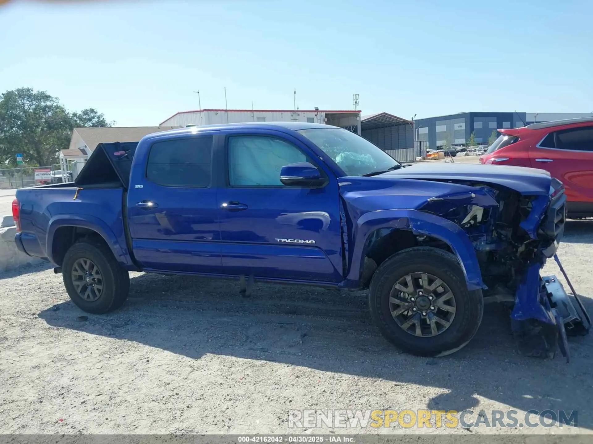 12 Фотография поврежденного автомобиля 3TMCZ5AN4PM573372 TOYOTA TACOMA 2023